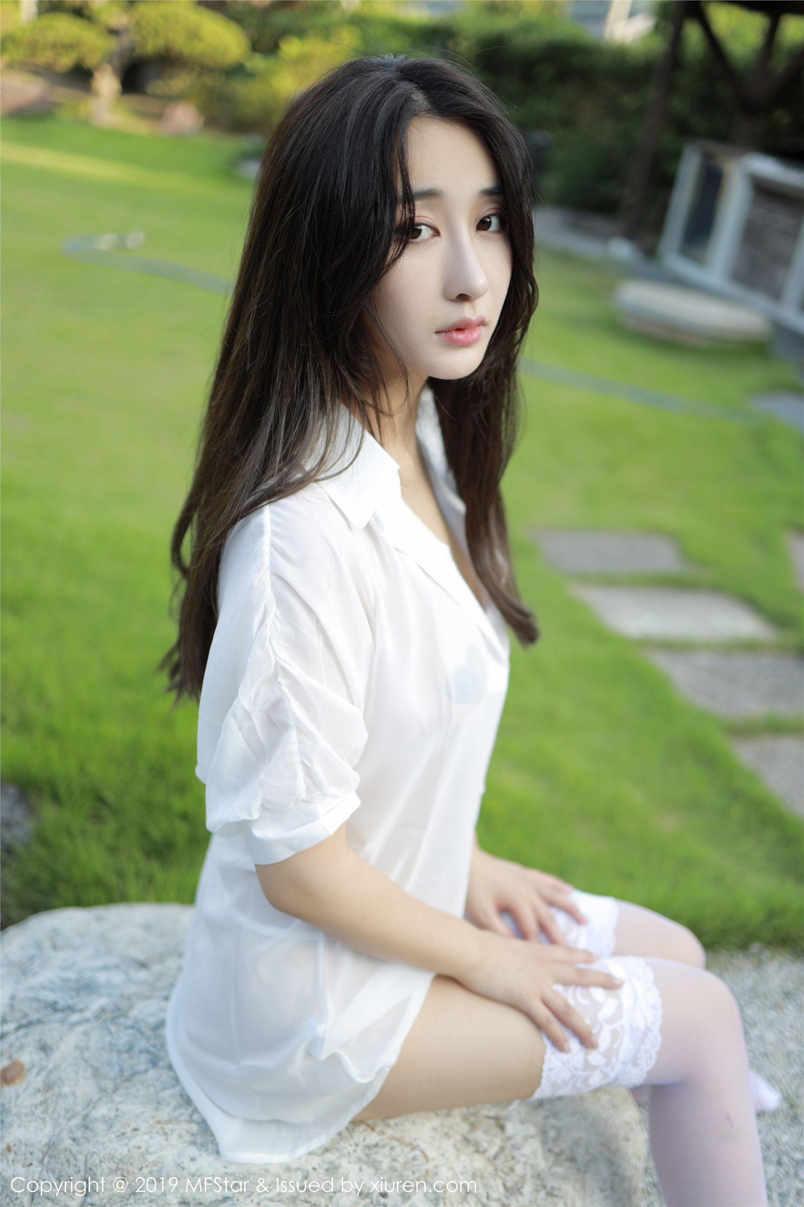 [MFStar模范学院] 2019.10.11 VOL.219 Betty林子欣_p054