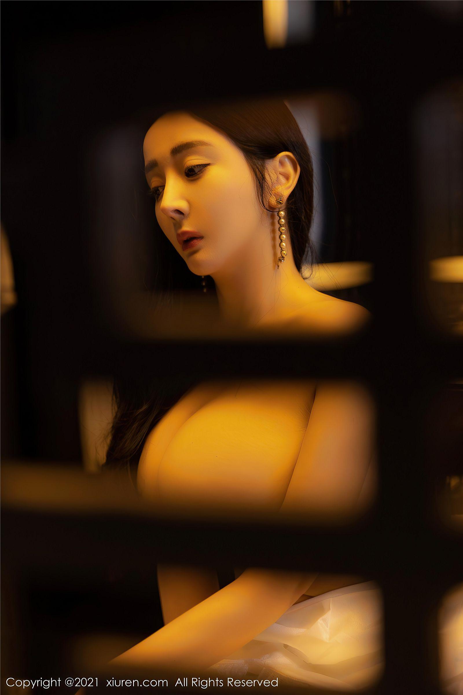 [XIUREN秀人网] 2021.11.02 NO.4155 允爾_p044