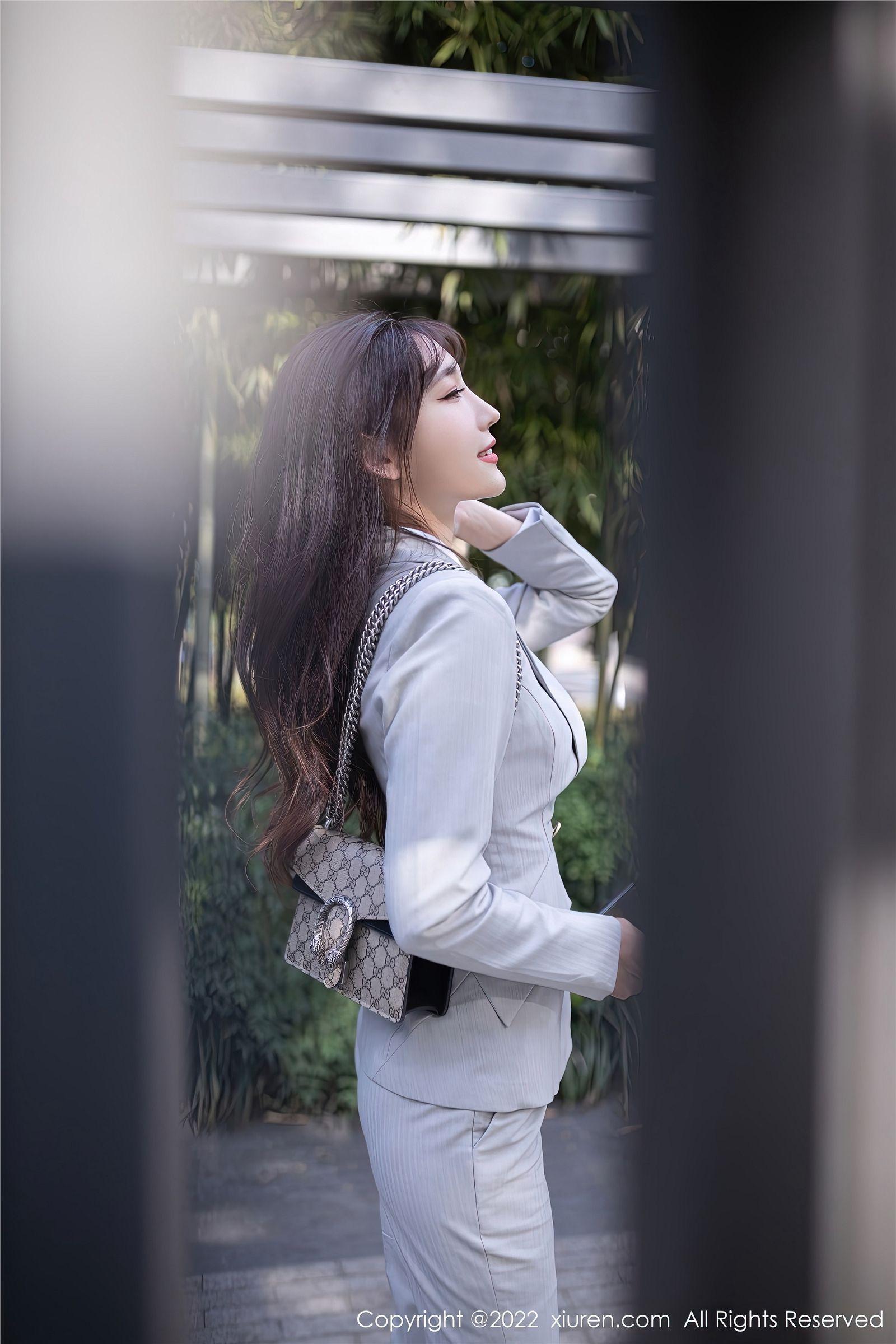 [XIUREN秀人网] 2022.11.10 NO.5840 陆萱萱_p028