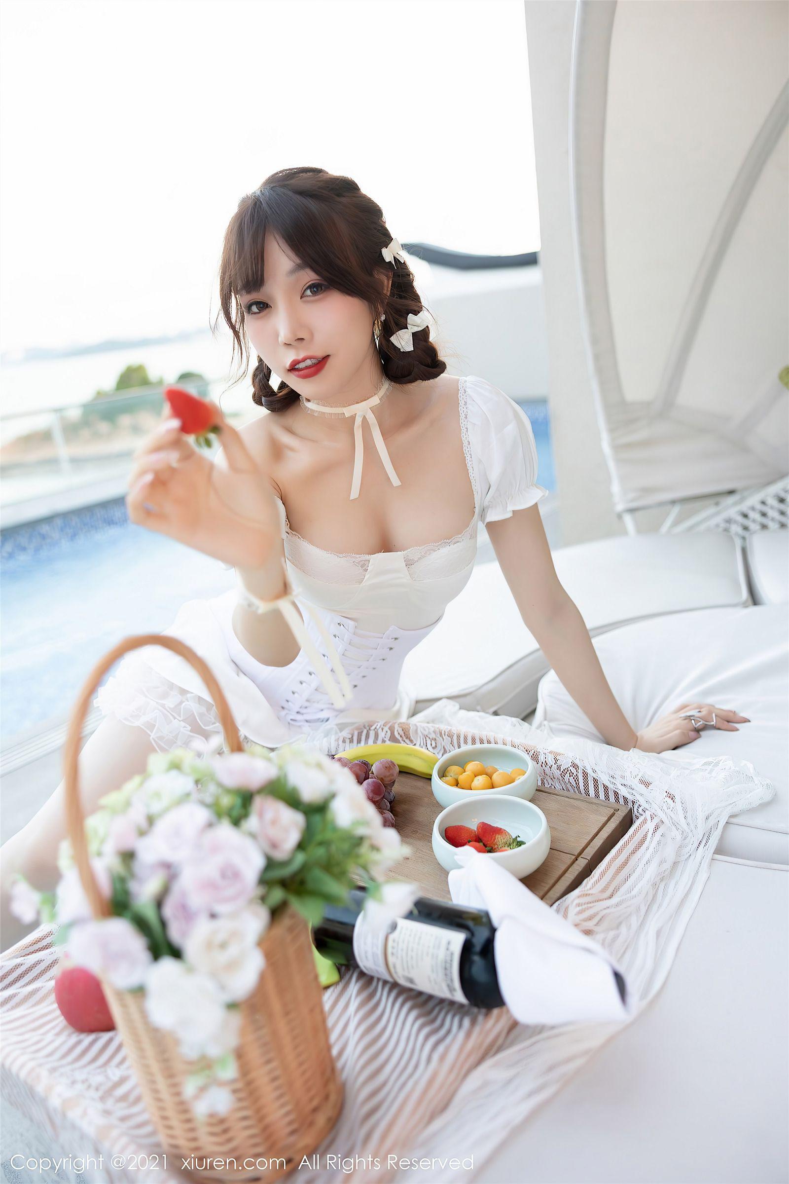 [XIUREN秀人网] 2021.09.26 NO.3998 芝芝Booty_p028