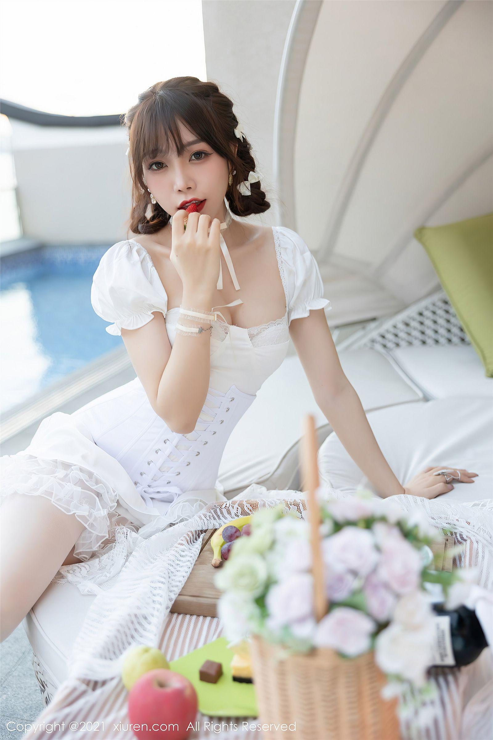 [XIUREN秀人网] 2021.09.26 NO.3998 芝芝Booty_p016