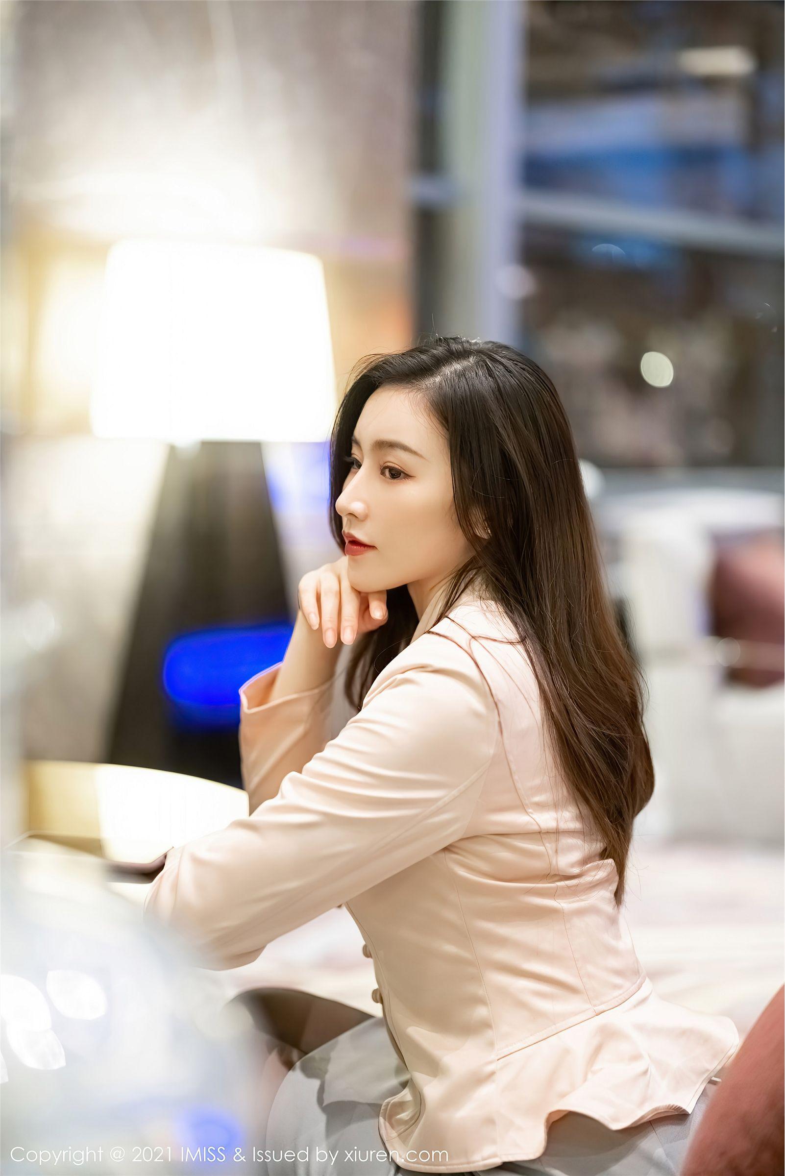 [IMISS爱蜜社] 2021.02.19 NO.552 Vanessa 吊袜 黑丝_p022