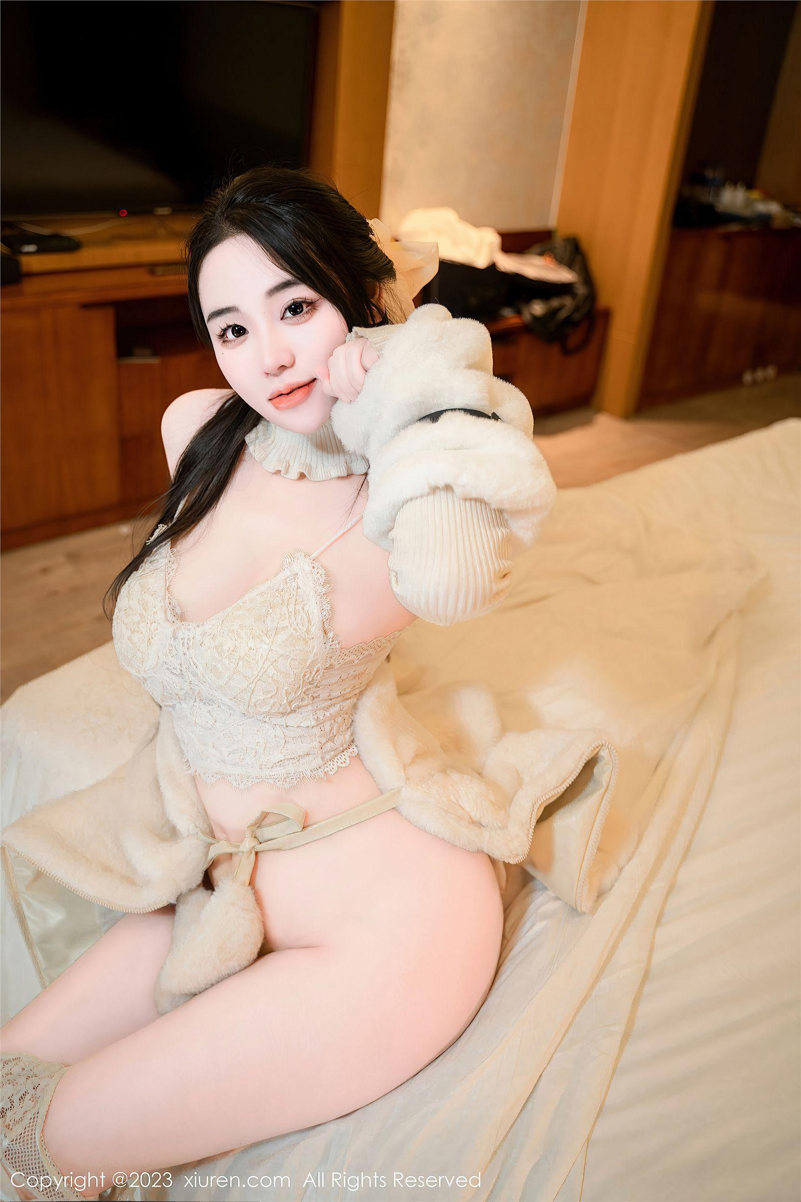 [XIUREN秀人网] 2023.07.04 NO.7018 汐汐爱吃草莓_p042