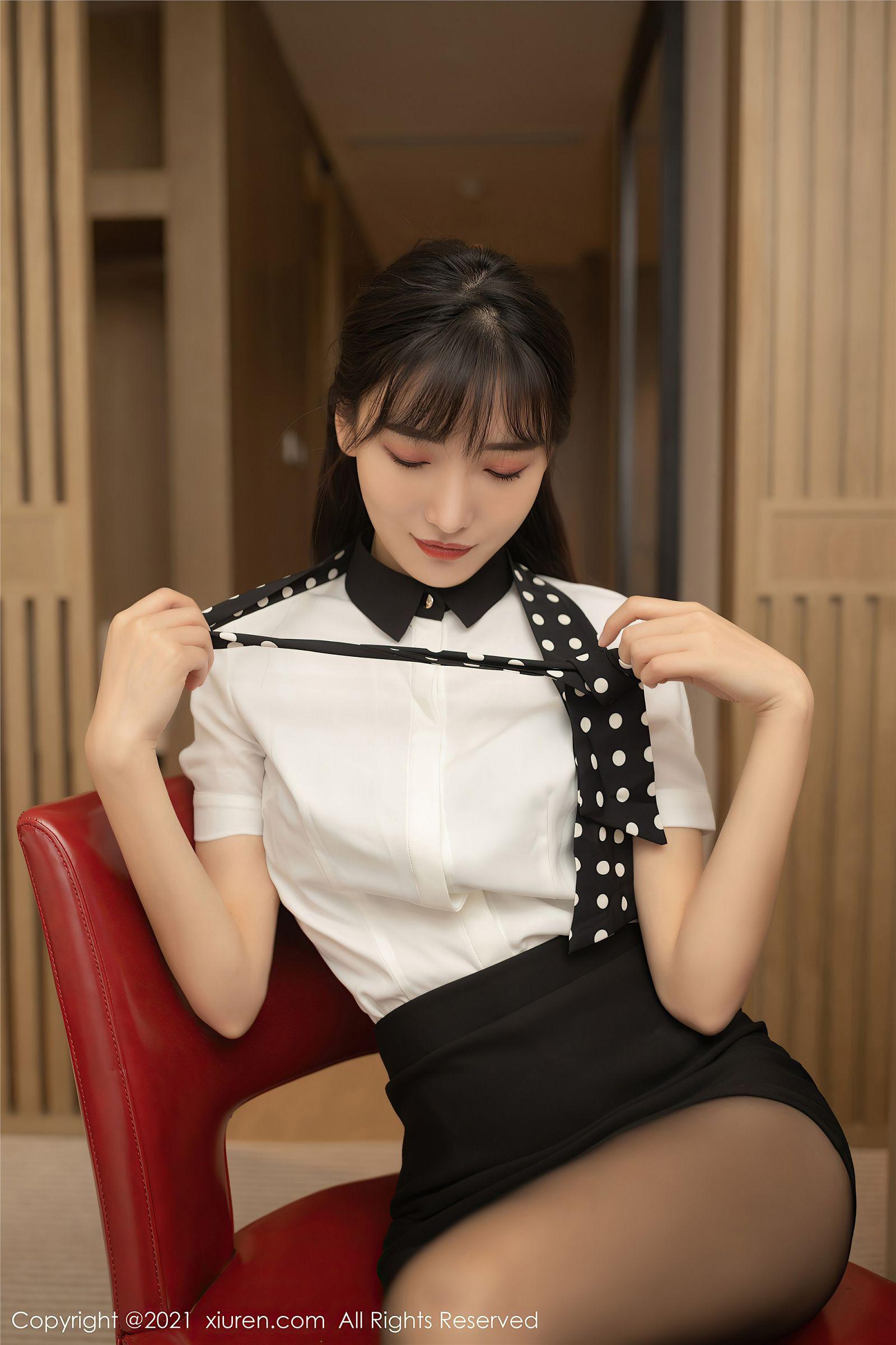 [XIUREN秀人网] 2021.05.20 NO.3443 陆萱萱_p056