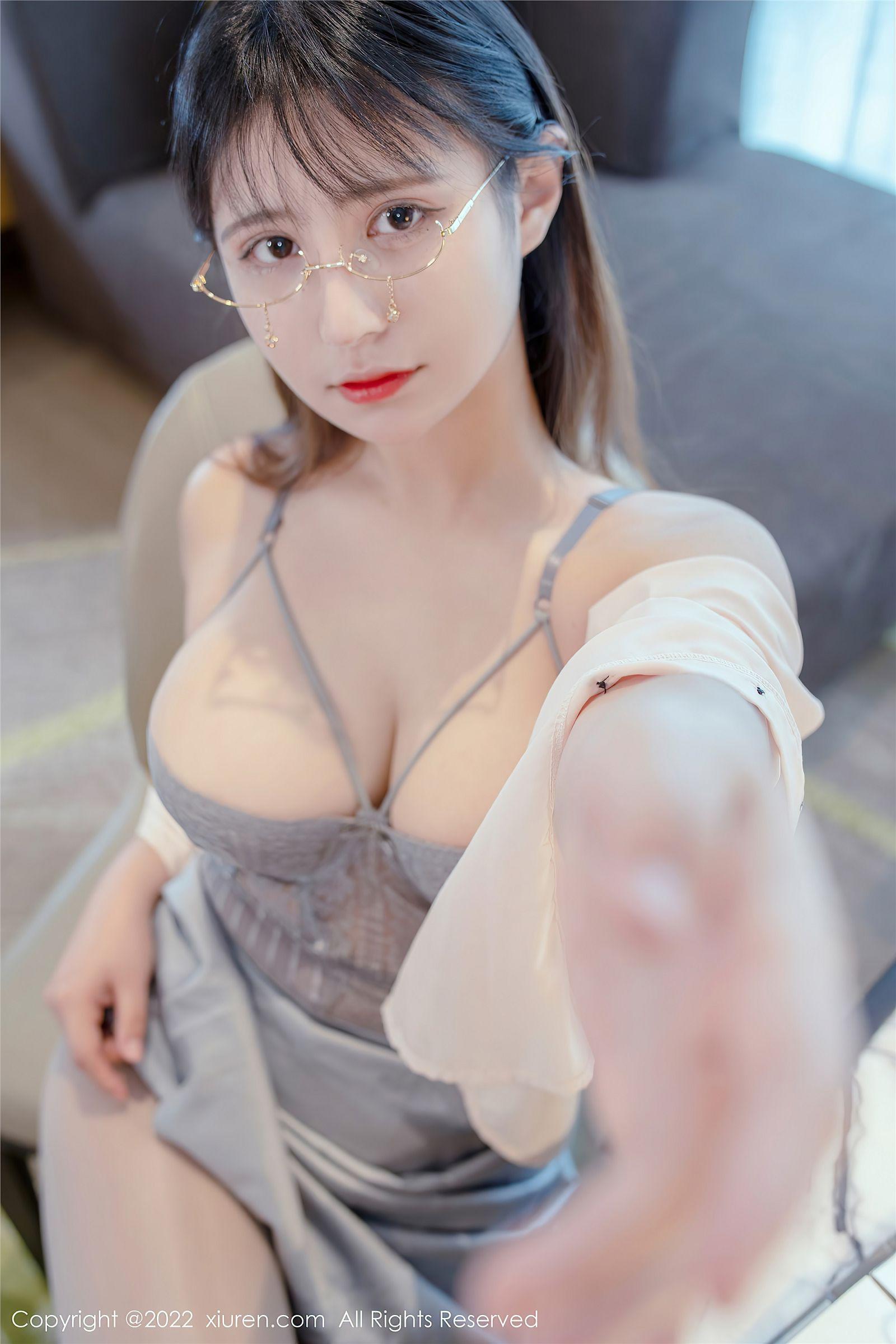 [XIUREN秀人网] 2022.04.01 NO.4808 久久Aimee_p015