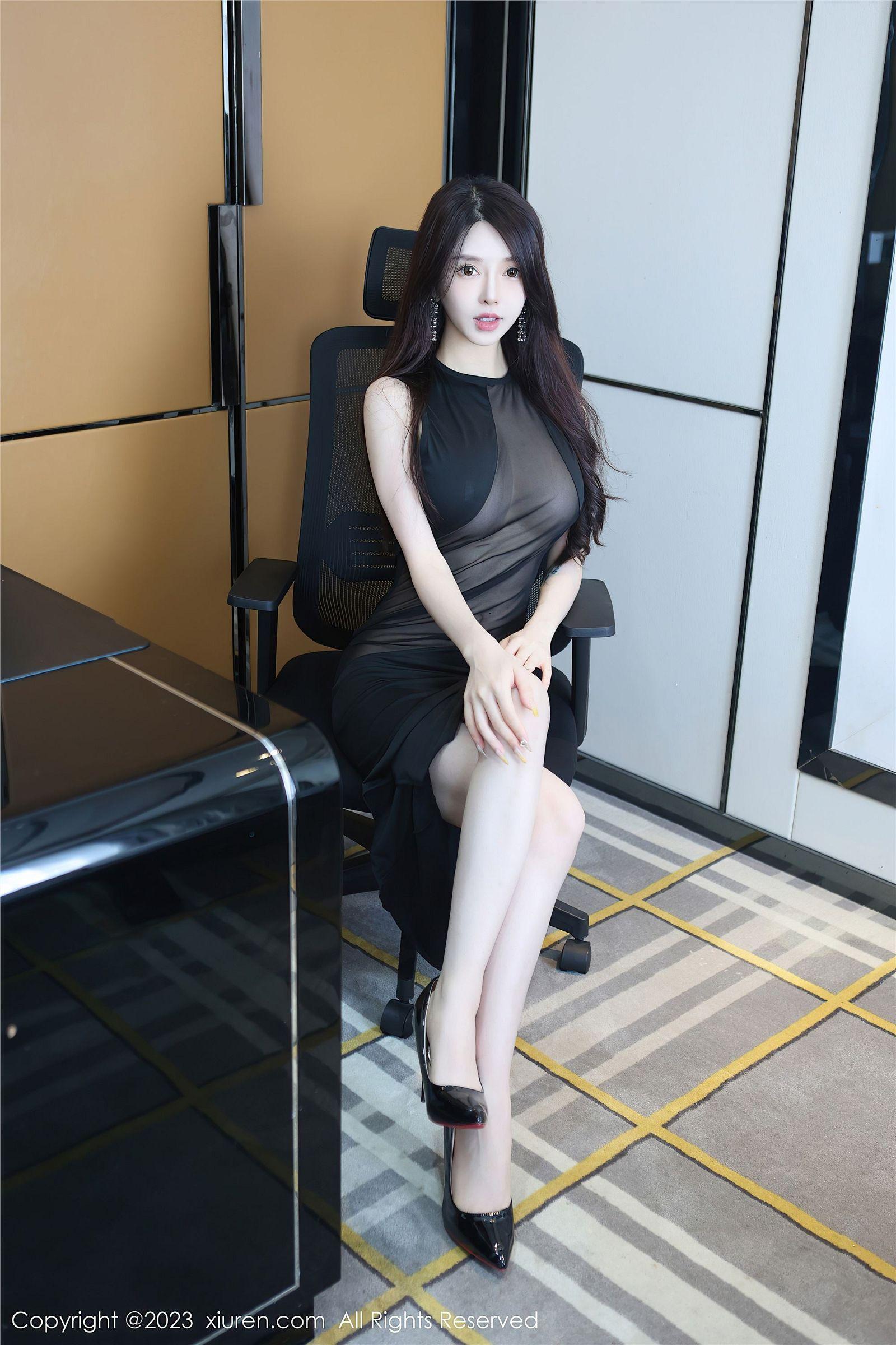 [XIUREN秀人网] 2023.06.19 NO.6937 玉兔miki_p004