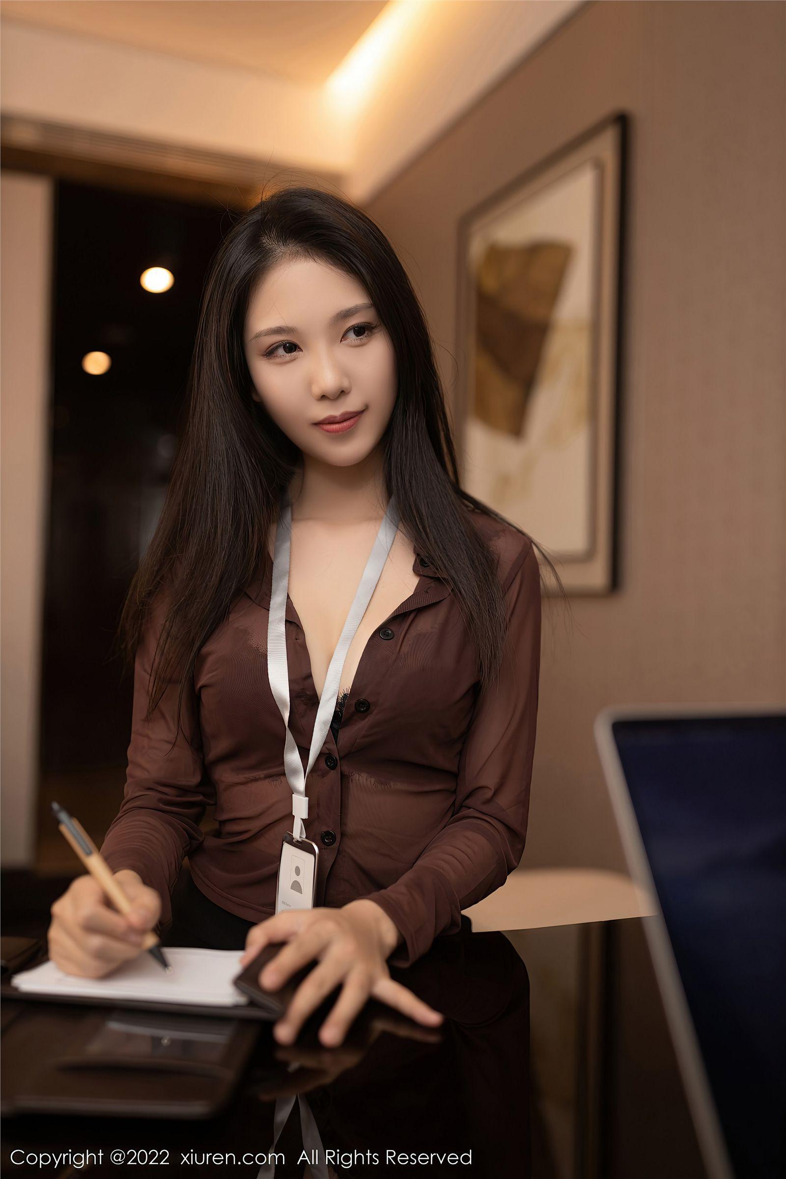 [XIUREN秀人网] 2022.01.18 NO.4479 抖娘利世_p004