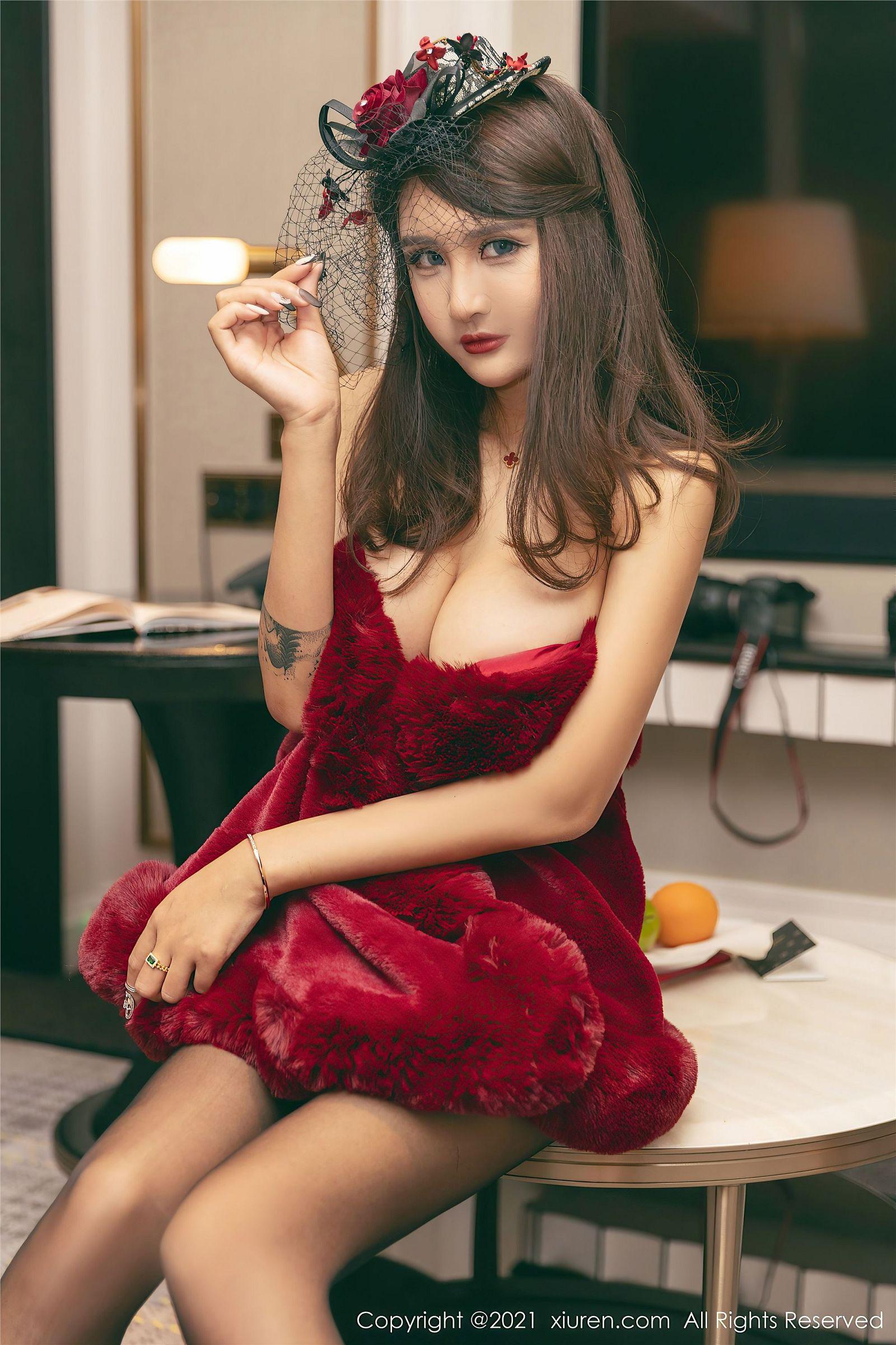 [XIUREN秀人网] 2021.06.16 NO.3548 Emily尹菲_p020