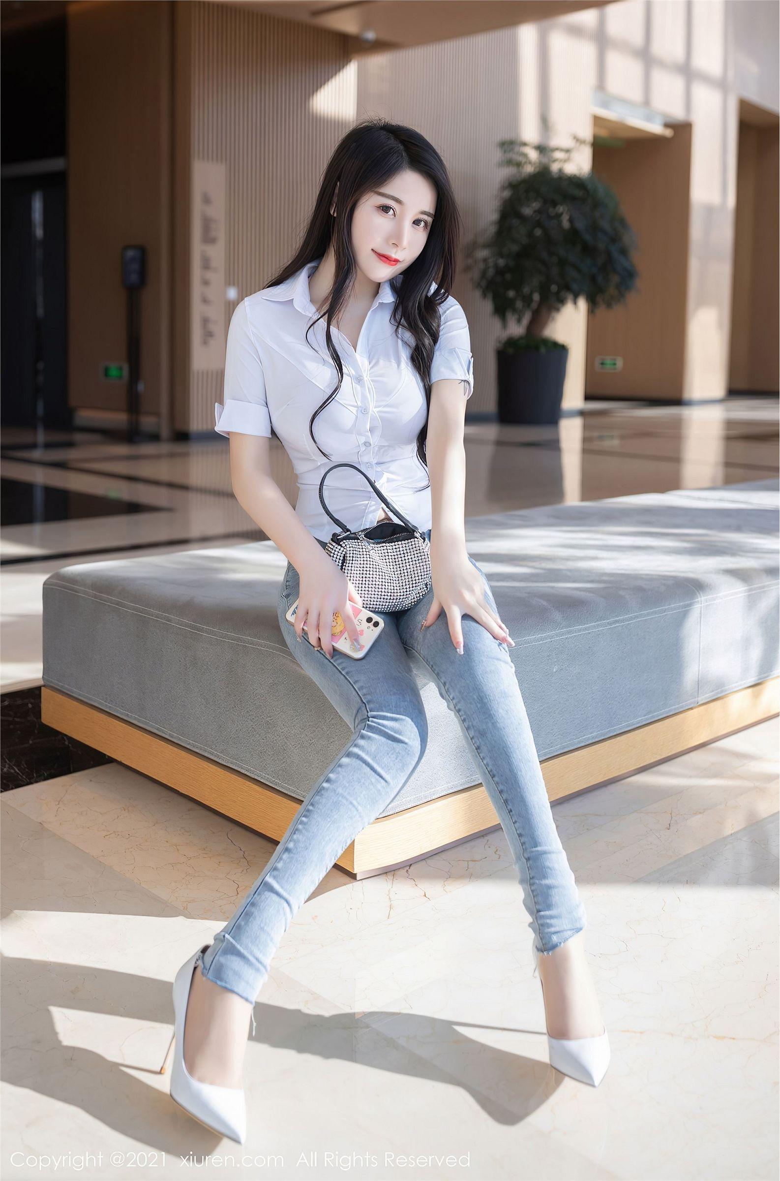 [XIUREN秀人网] 2021.06.03 NO.3501 美七Mia_p040