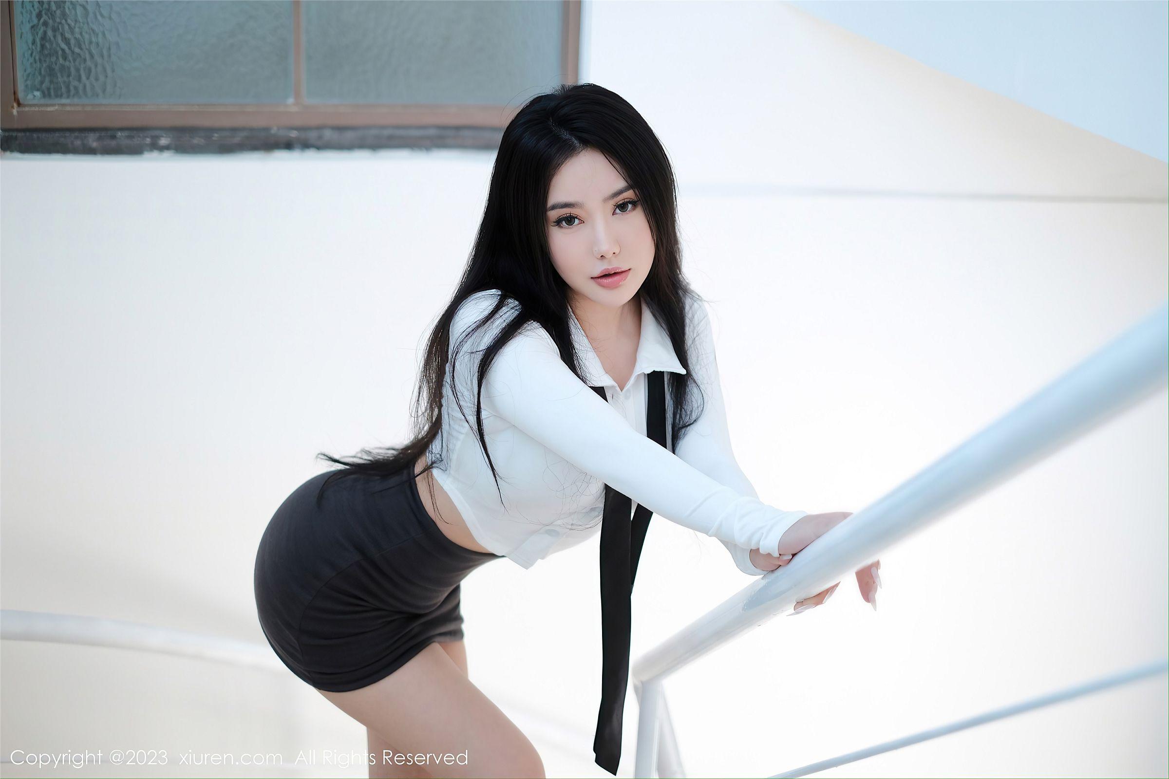 [XIUREN秀人网] 2023.04.11 NO.6553 玛鲁娜Manuela_p011