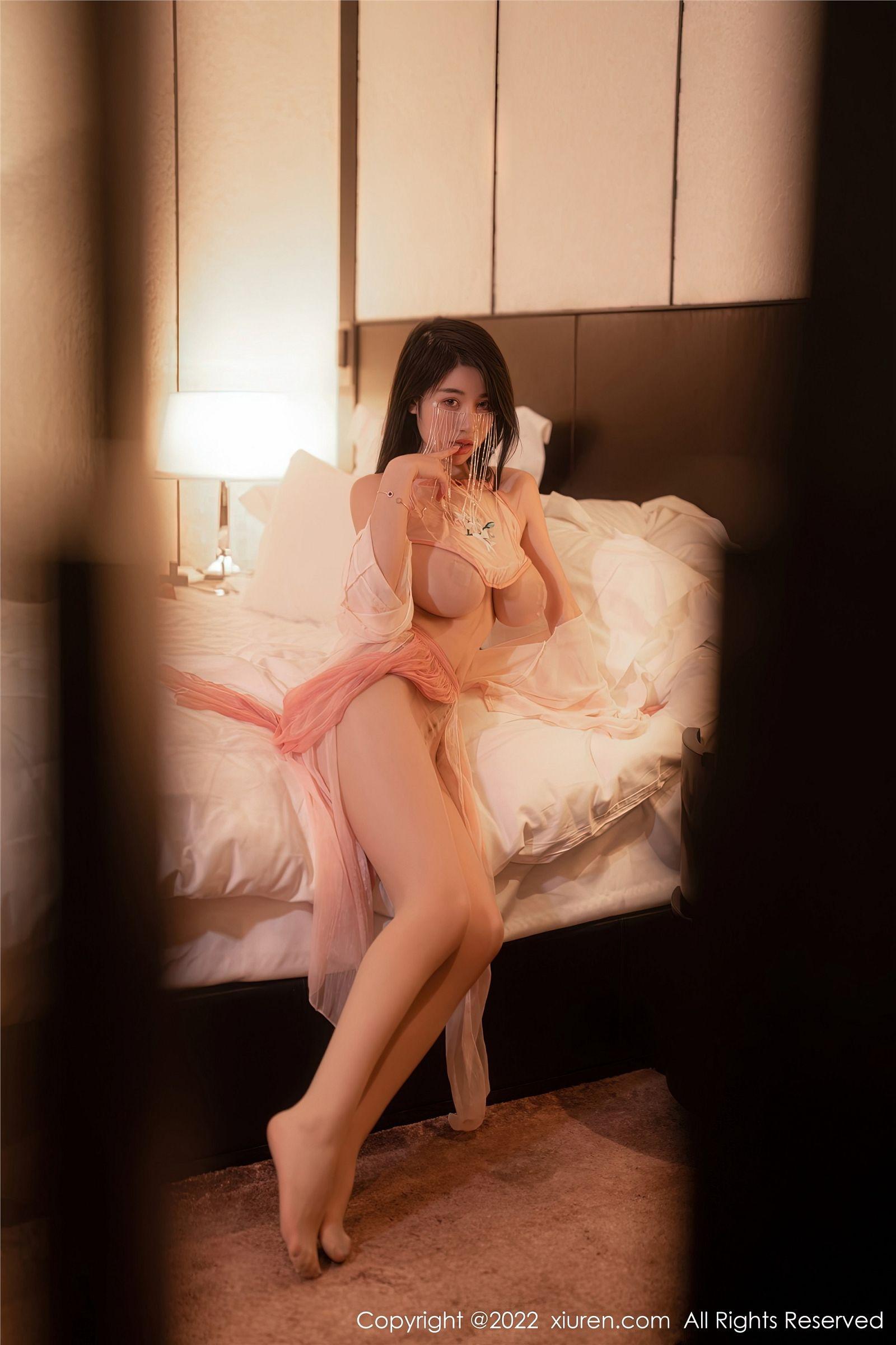 [XIUREN秀人网] 2022.12.14 NO.5994 美七Mia_p004