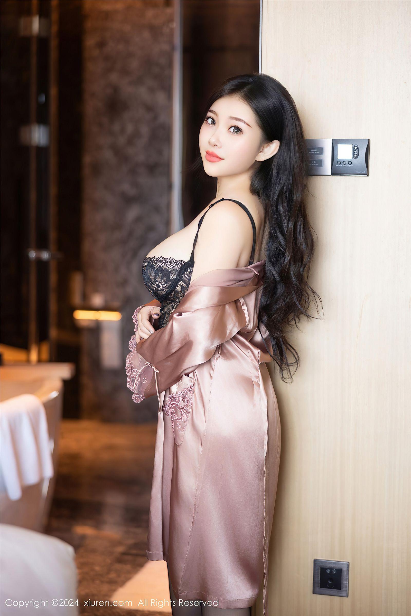 [XIUREN秀人网] 2024.09.14 NO.9159 白洁Bessie_p034