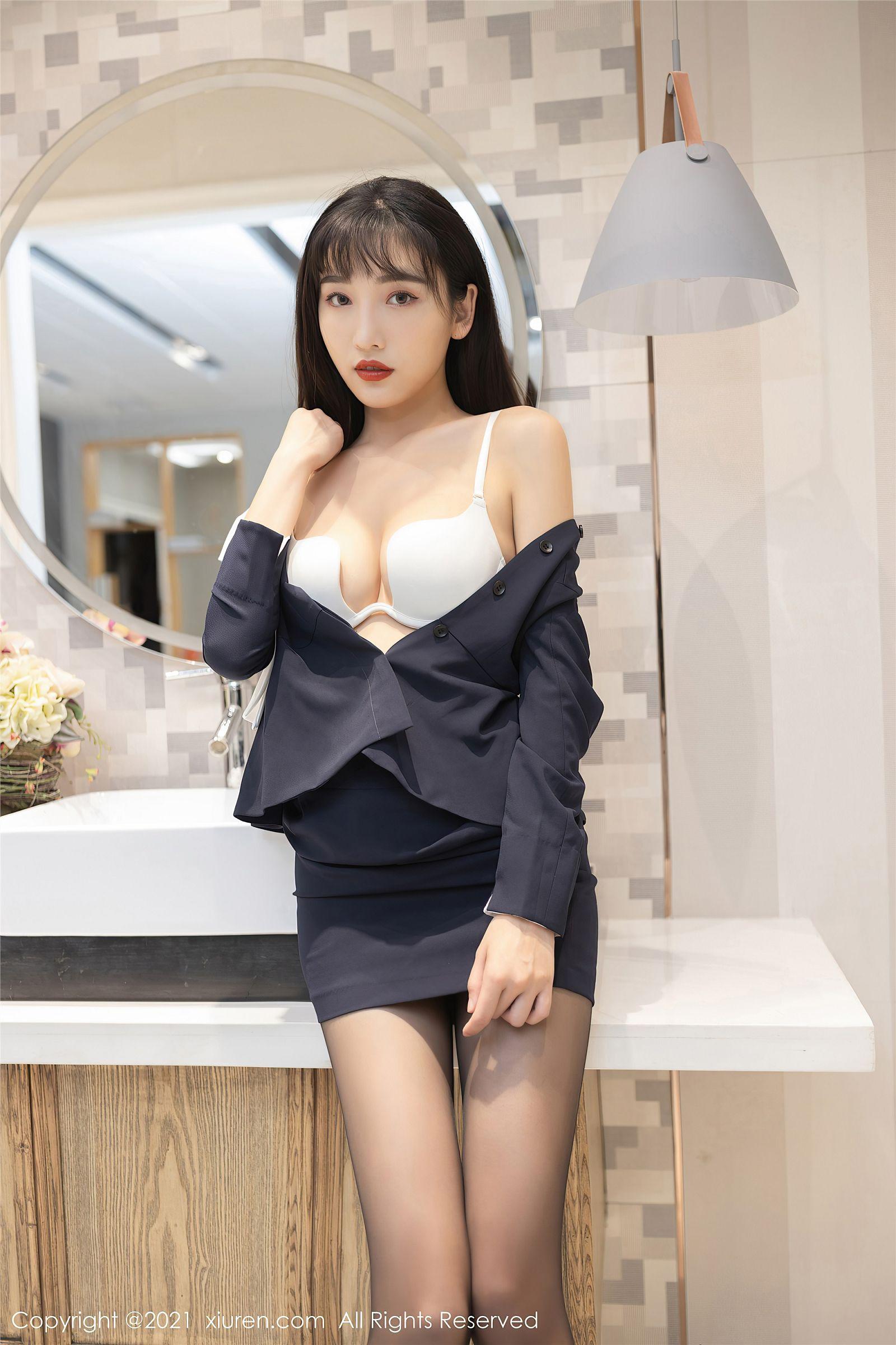 [XIUREN秀人网] 2021.02.18 NO.3105 陆萱萱_p052