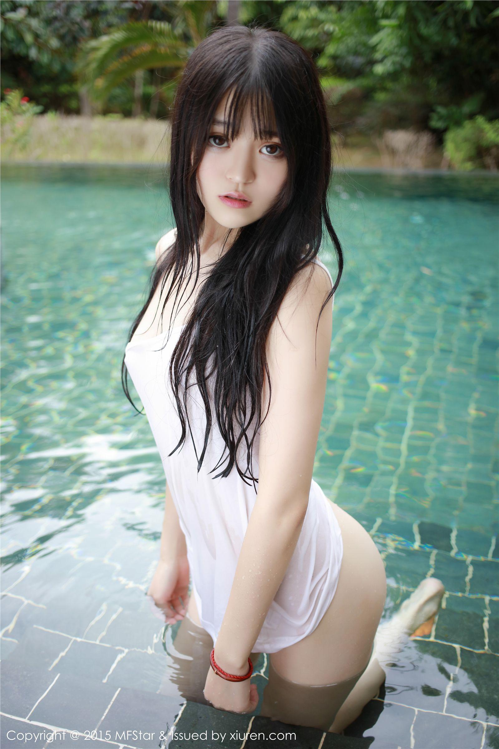 [模范学院美女] 2015.10.17 Vol.029 伊小七MoMo 首次旅拍的首套写真_p042