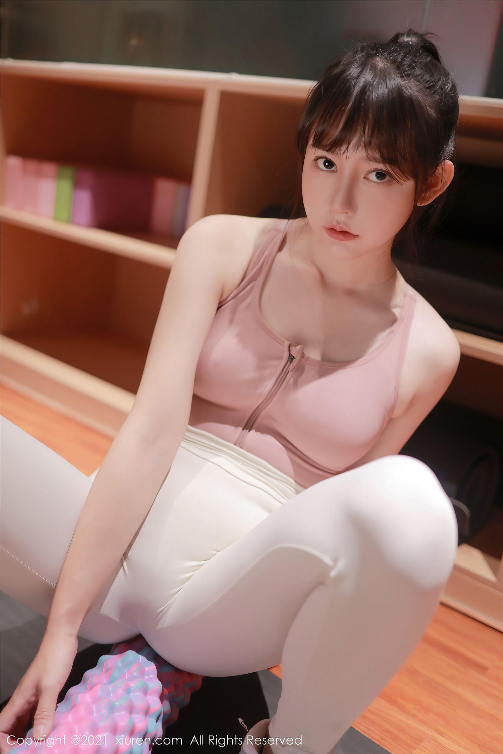 [XIUREN秀人网] 2021.10.29 NO.4137 韩希蕾_p014