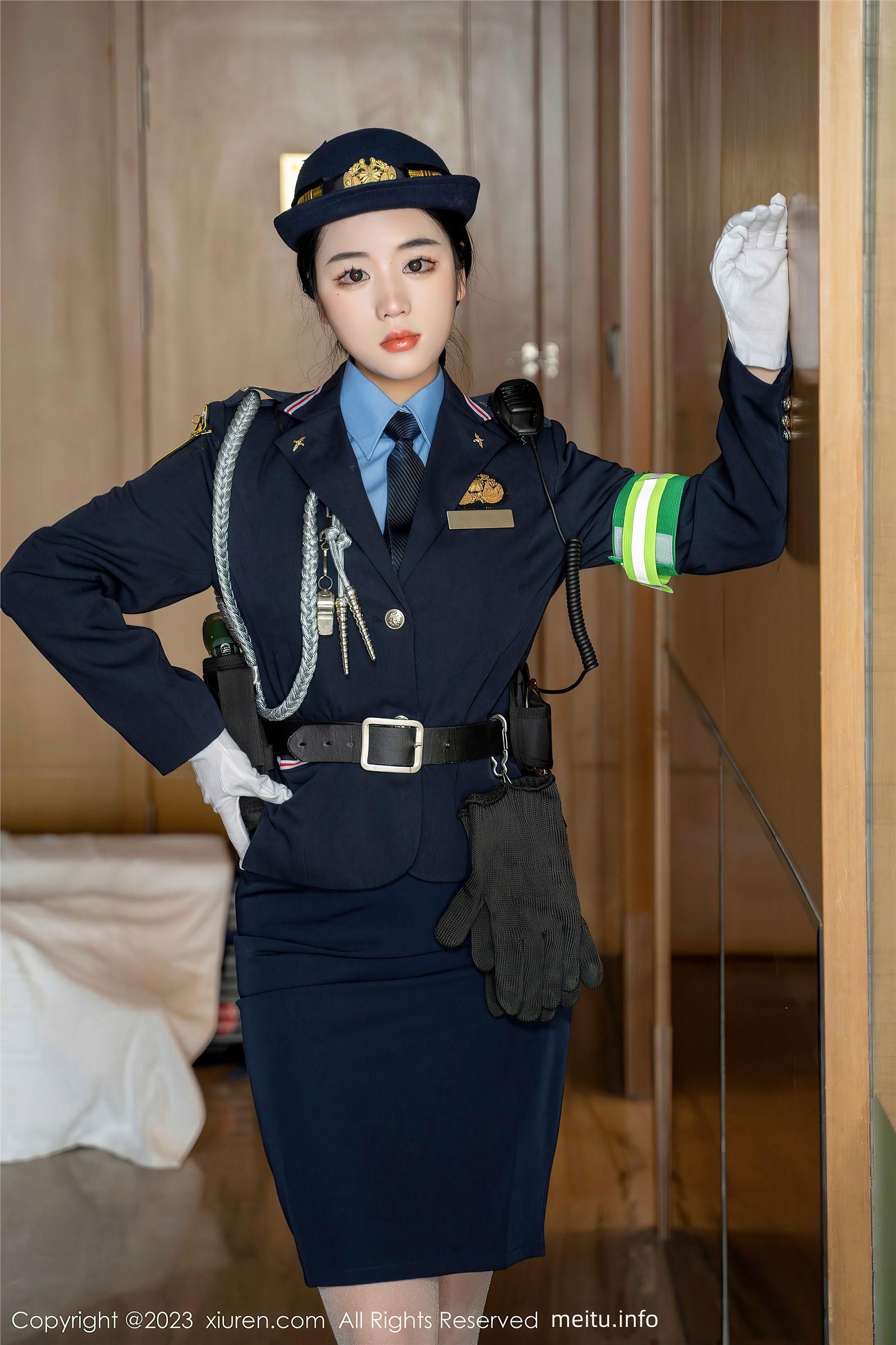 [XIUREN秀人网] 2023.03.30 NO.6497 汐汐爱吃草莓_p003