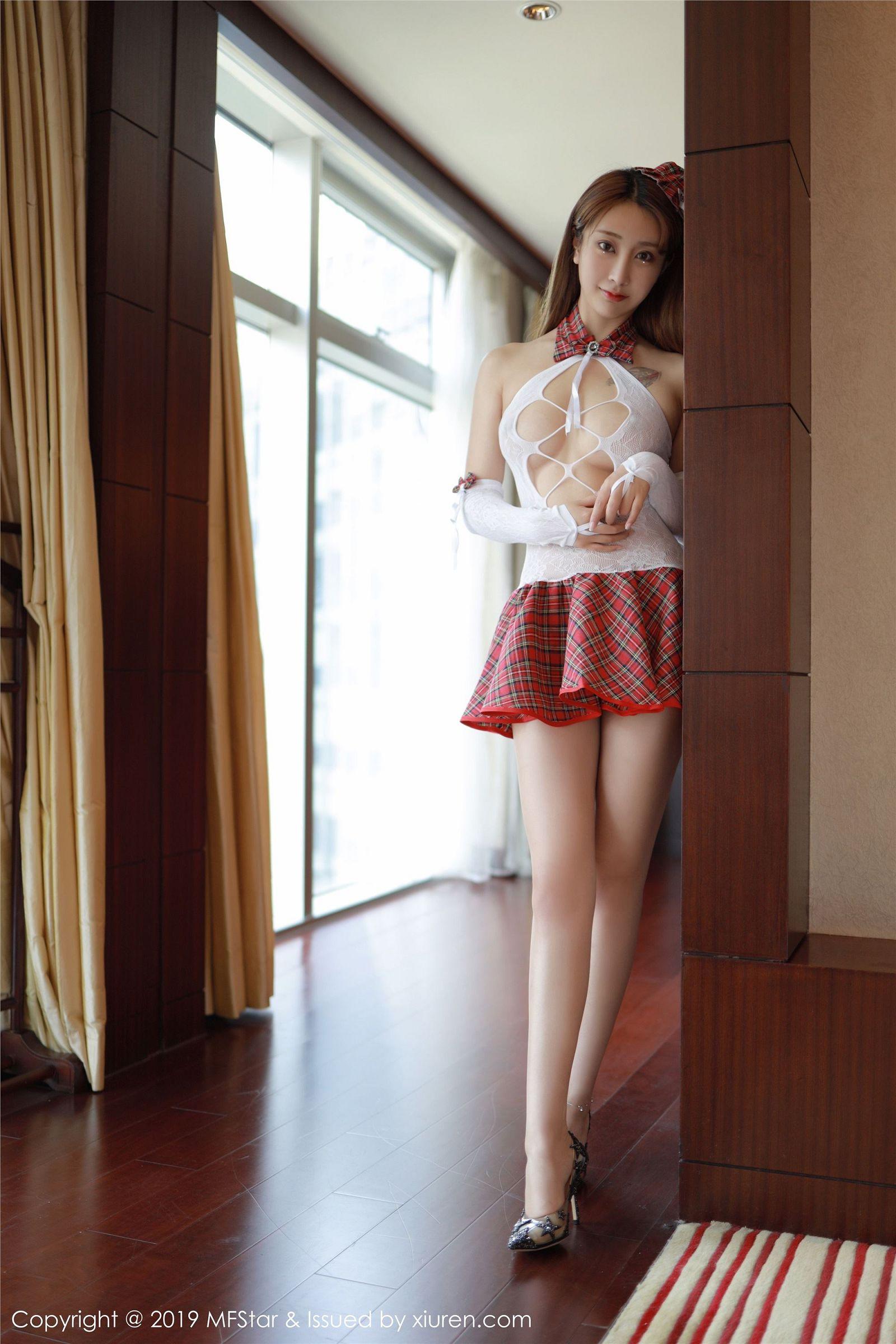 [MFStar模范学院] 2019.08.15 VOL.208 Betty林子欣_p001