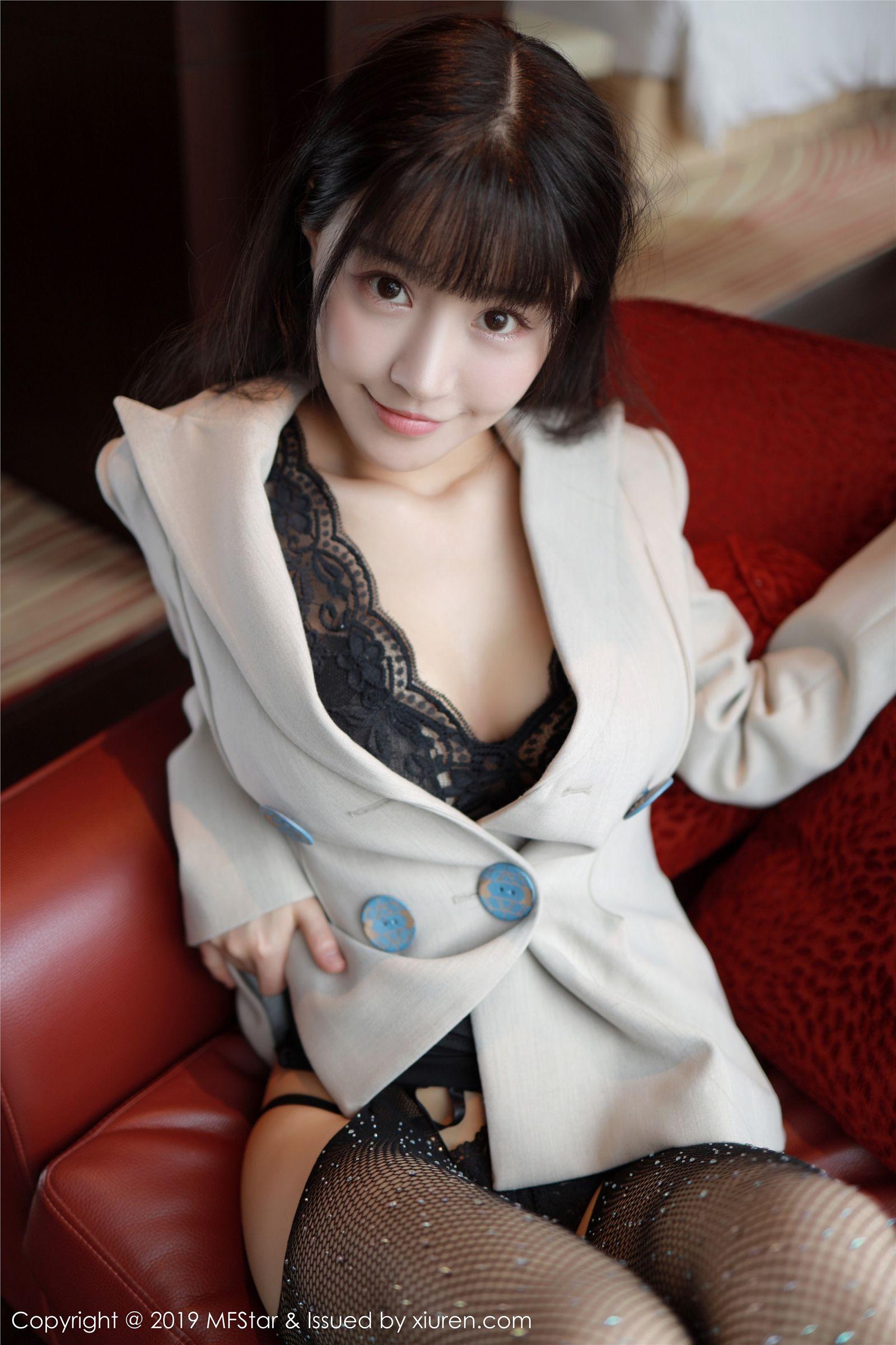 [MFStar模范学院] 2019.10.28 VOL.224 Flower朱可_儿_p034