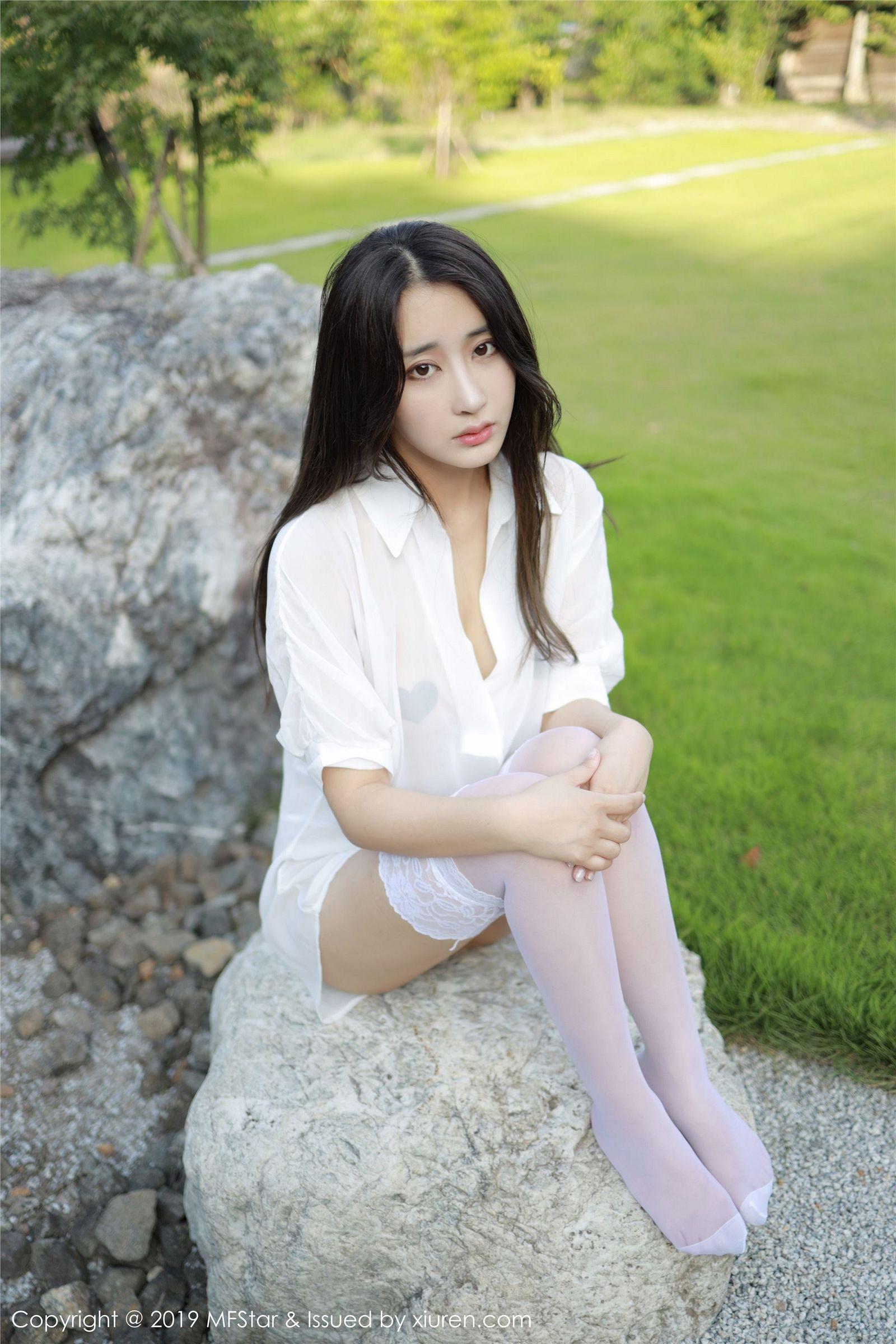 [MFStar模范学院] 2019.10.11 VOL.219 Betty林子欣_p012