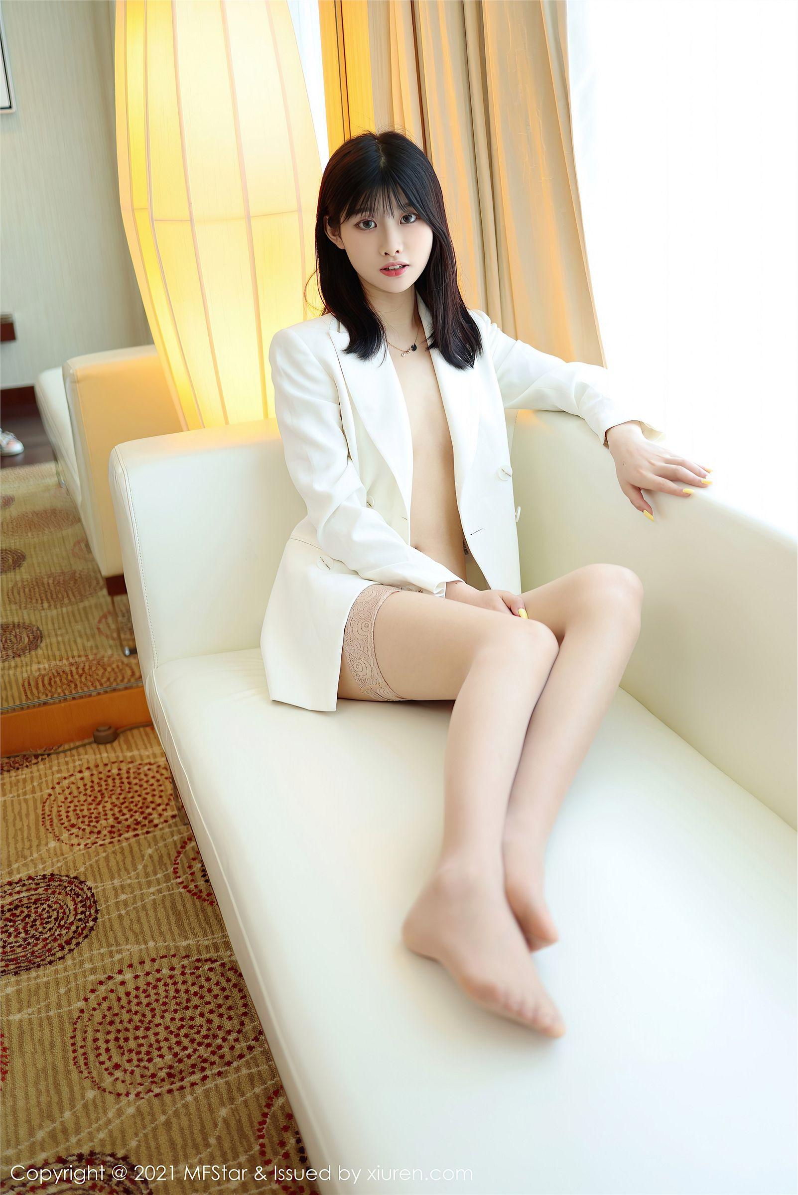 [MFStar模范学院] 2021.08.06 NO.522 77qiqi_p041
