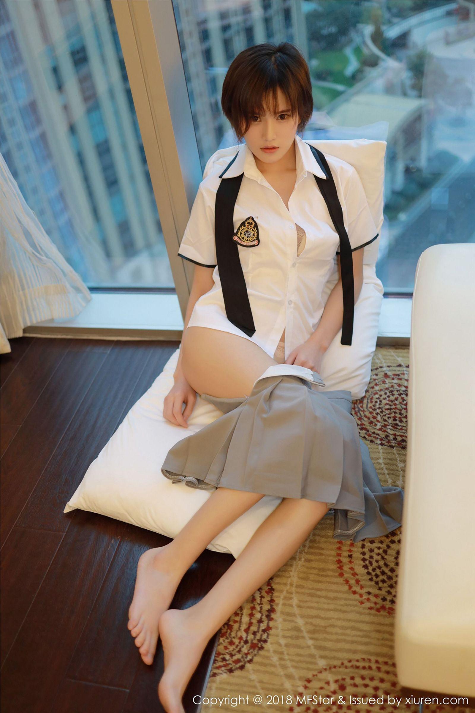 [模范学院美女] 2018.12.28 Vol.172 小姿2002_p004