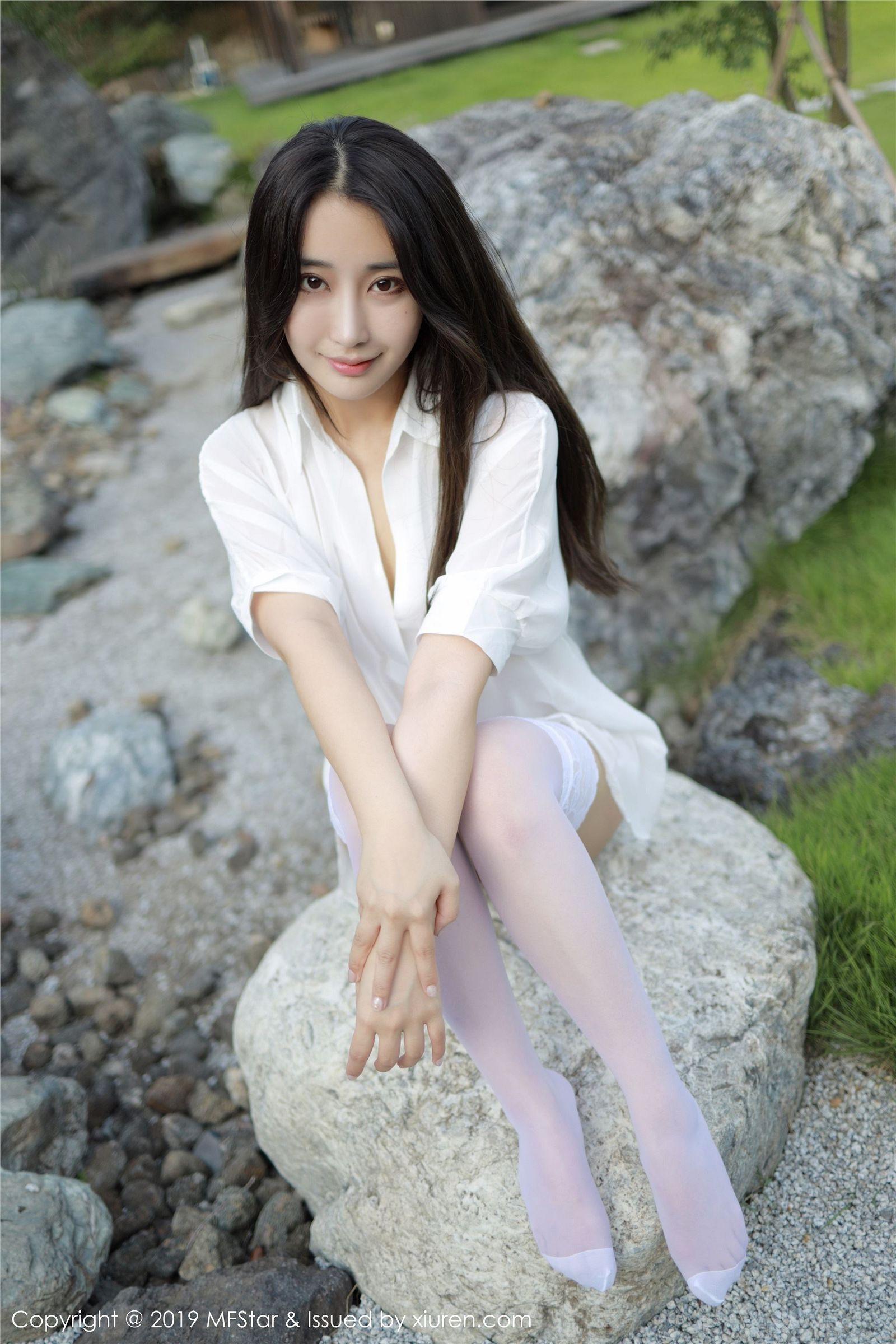 [MFStar模范学院] 2019.10.11 VOL.219 Betty林子欣_p023