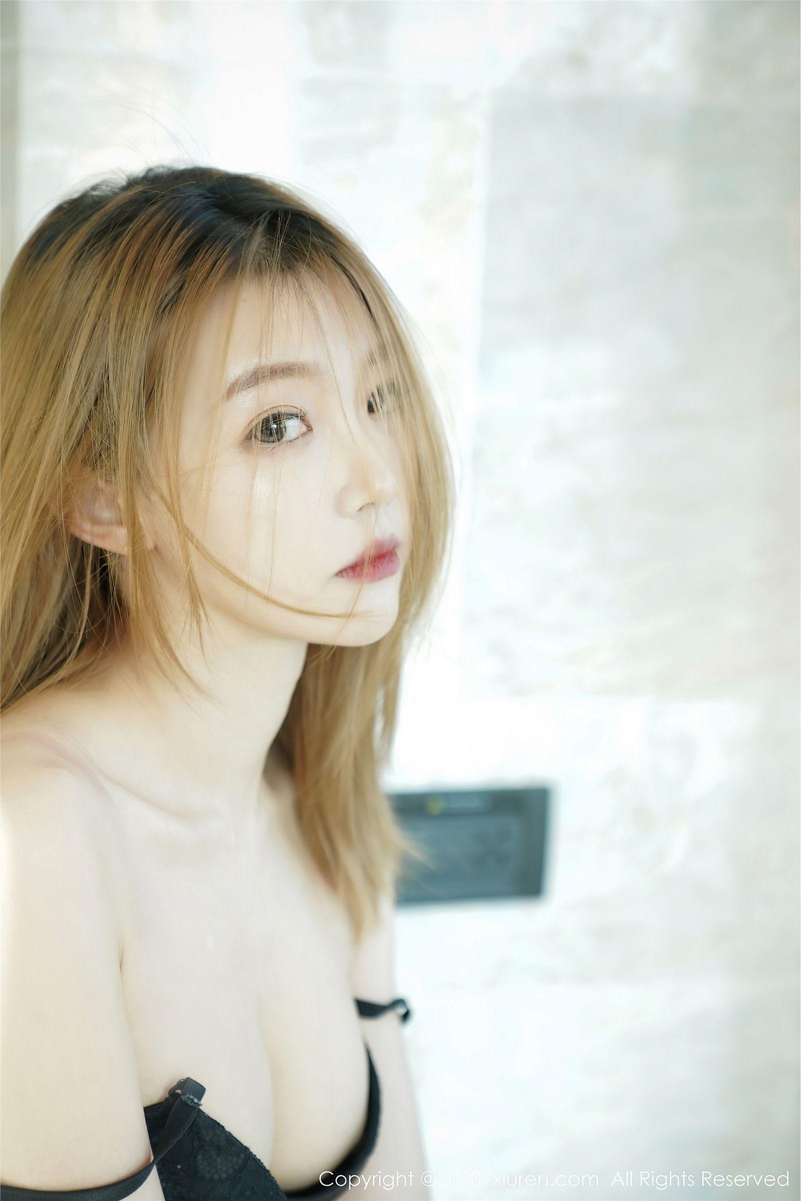 [XIUREN秀人网] 2020.10.26 NO.2695 冯木木LRIS_p061