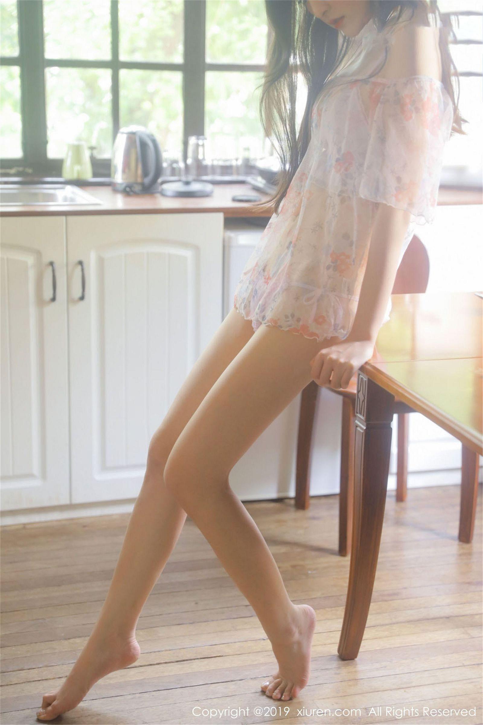 [XIUREN秀人网] 2019.06.24 No.1513 朦胧唯美 美胸 沈梦瑶_p009