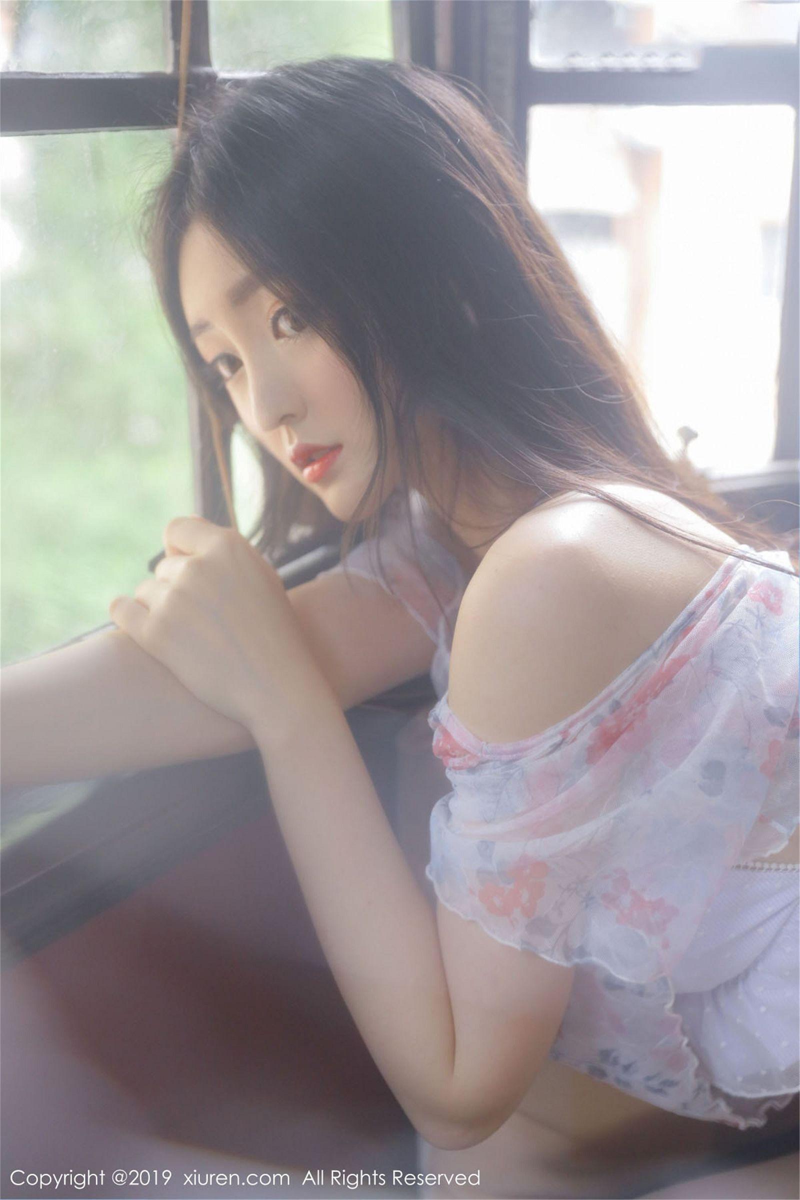 [XIUREN秀人网] 2019.06.24 No.1513 朦胧唯美 美胸 沈梦瑶_p007