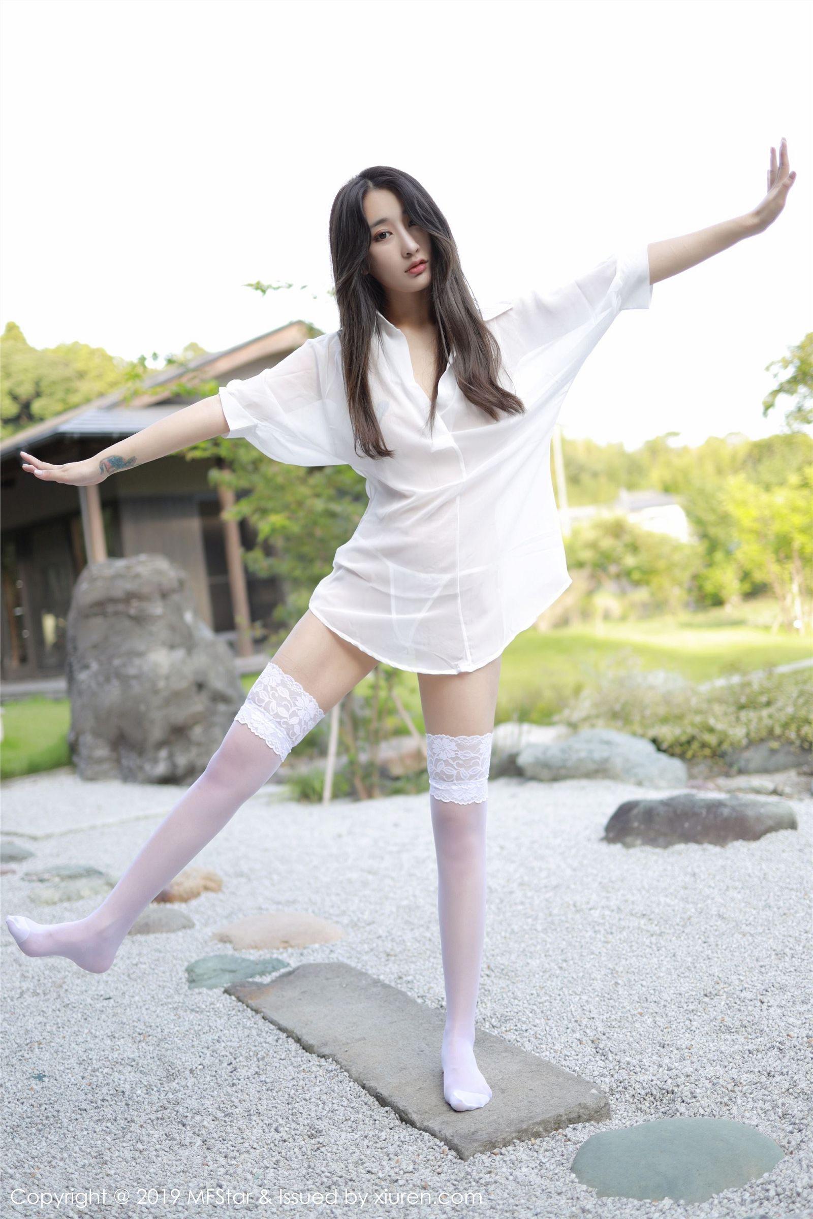 [MFStar模范学院] 2019.10.11 VOL.219 Betty林子欣_p028