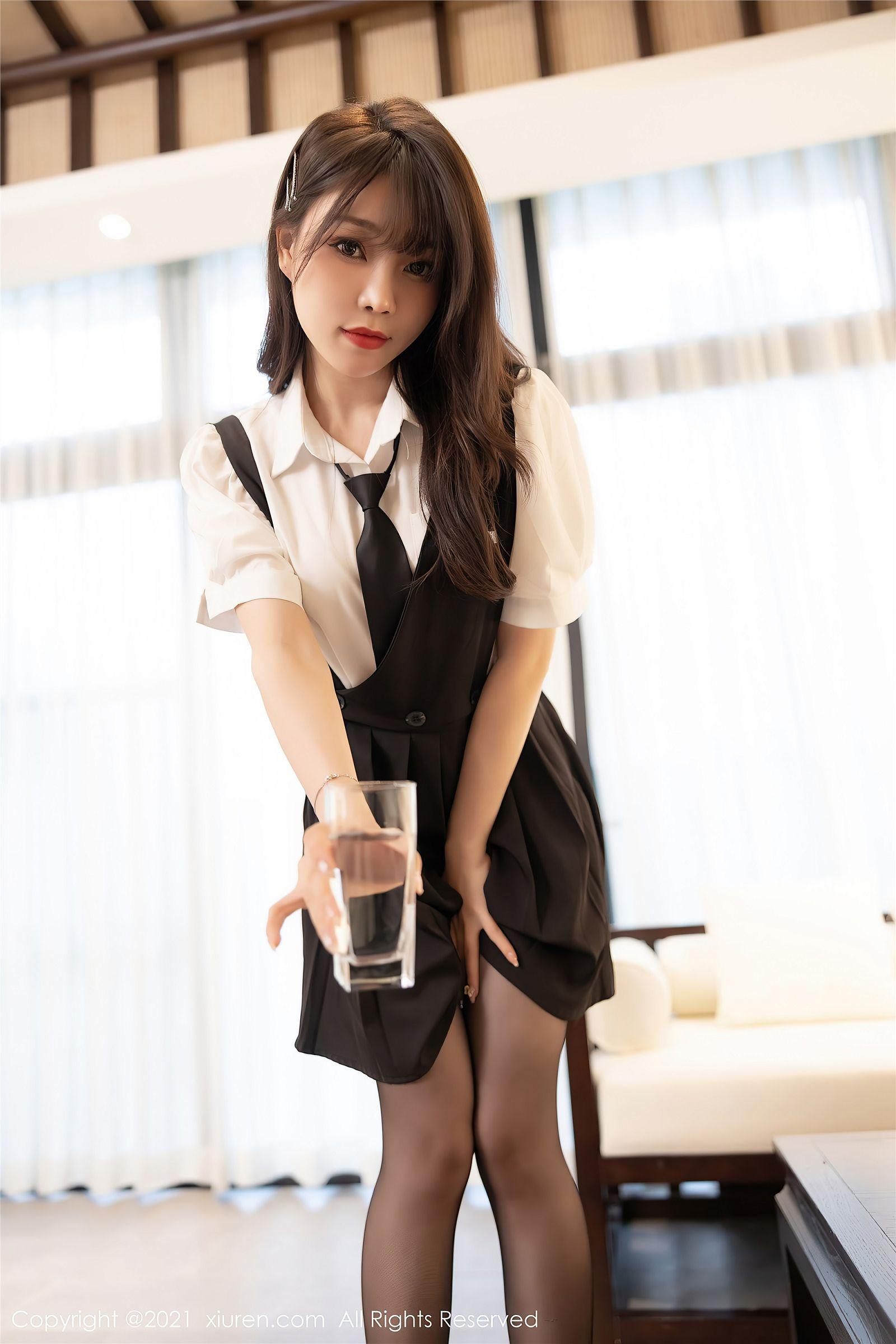 [XIUREN秀人网] 2021.07.08 NO.3643 芝芝Booty_p065