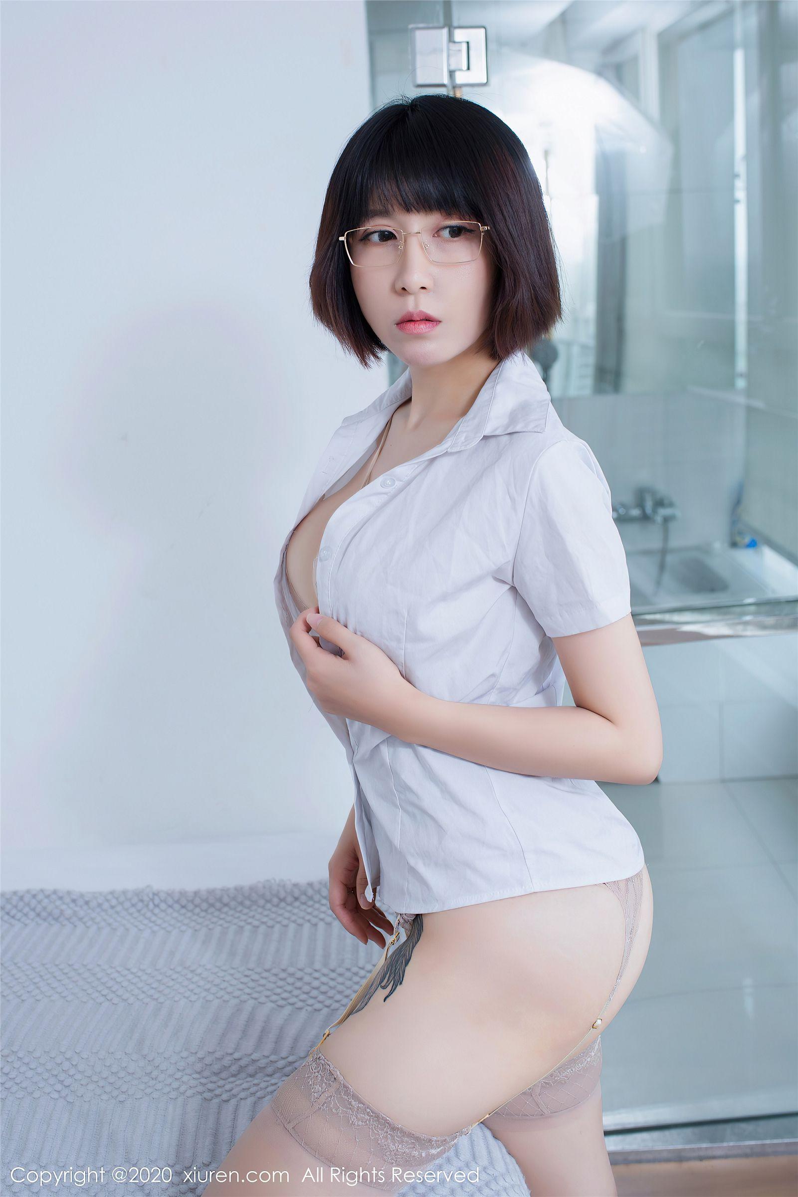 [XIUREN秀人网] 2020.07.31 NO.2390 安妮斯朵拉_Ann_p059