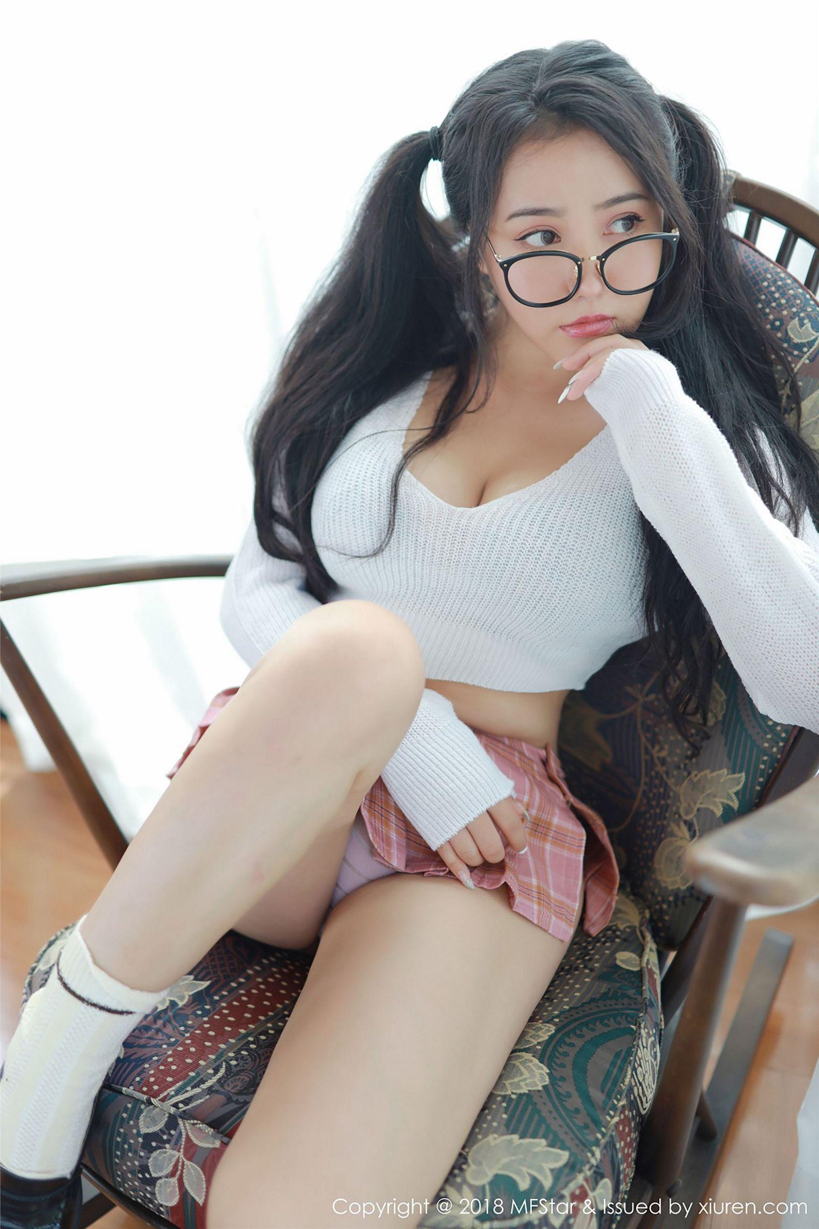[模范学院美女] 2018.12.10 Vol.168 Manuela玛鲁娜_p002