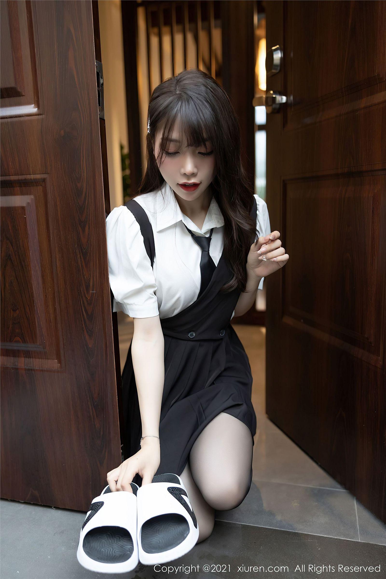 [XIUREN秀人网] 2021.07.08 NO.3643 芝芝Booty_p034