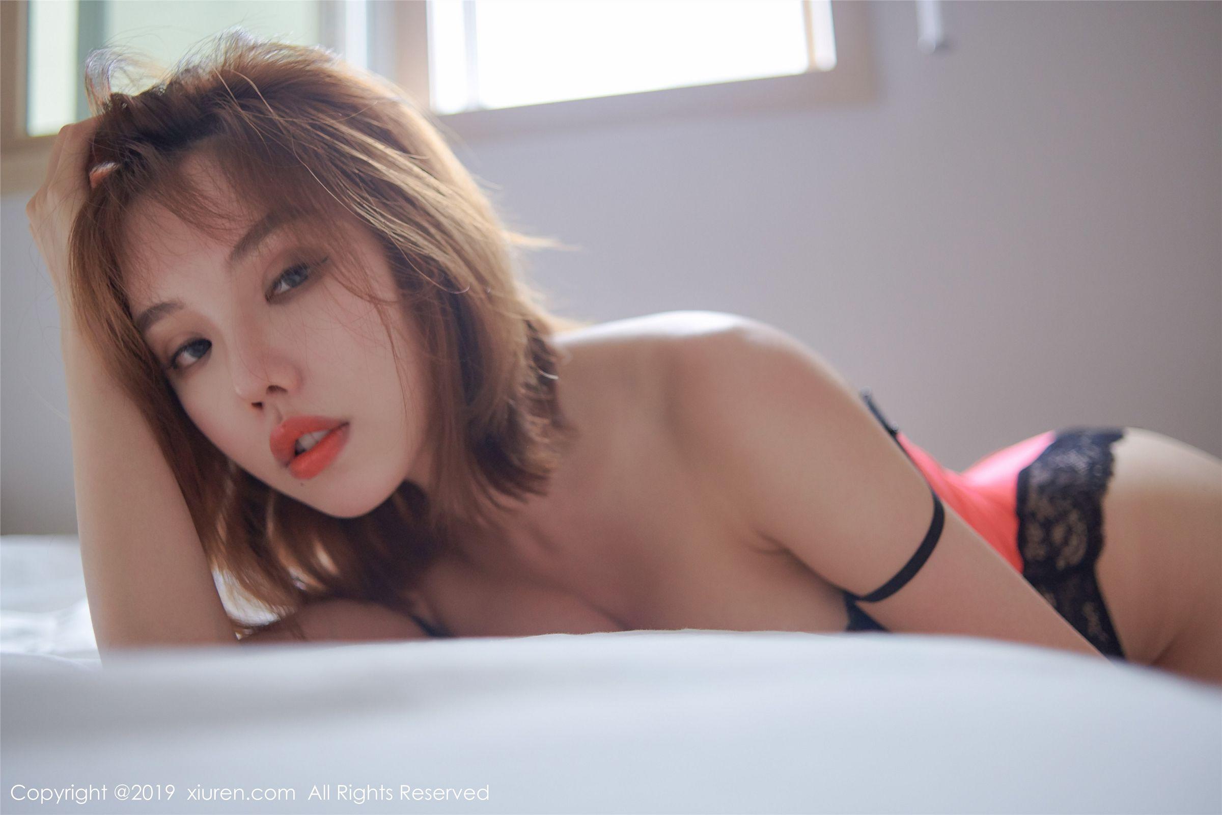 [XIUREN秀人网] 2019.09.18 NO.1684 芝芝Booty_p037