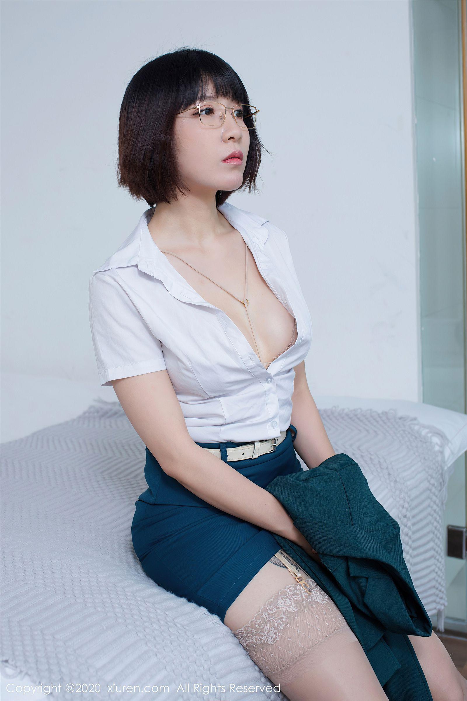 [XIUREN秀人网] 2020.07.31 NO.2390 安妮斯朵拉_Ann_p008