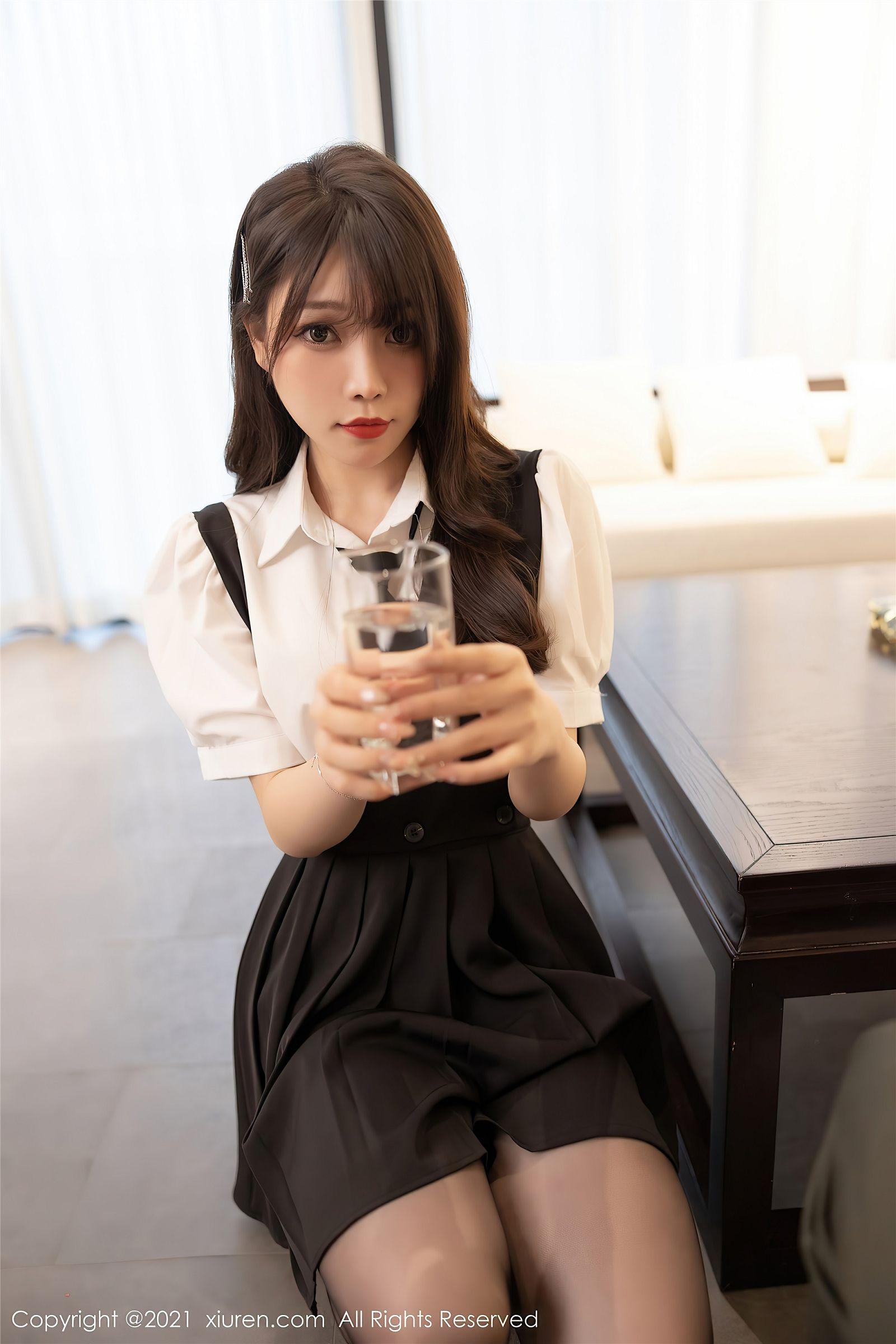 [XIUREN秀人网] 2021.07.08 NO.3643 芝芝Booty_p066