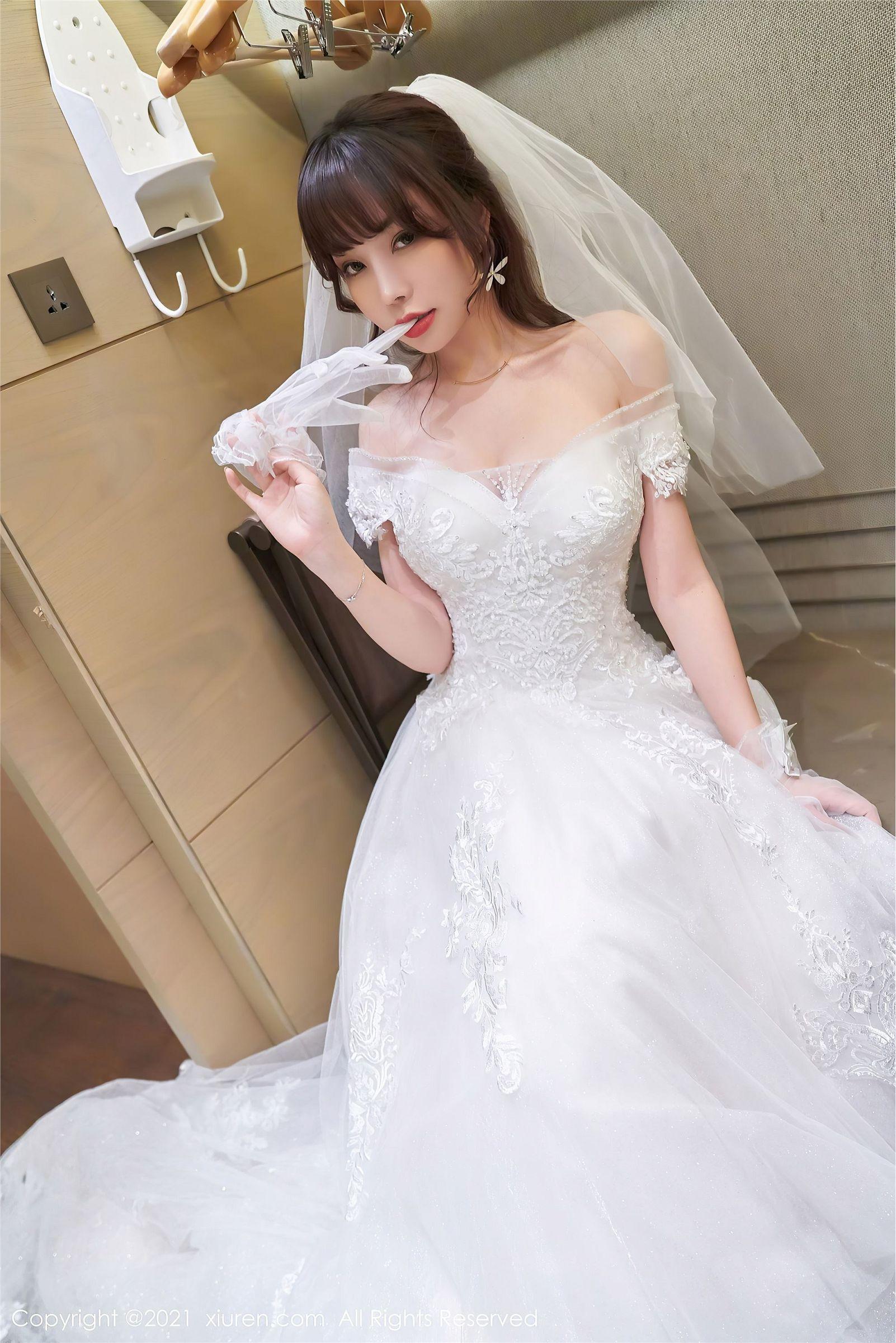 [XIUREN秀人网] 2021.03.26 NO.3248 芝芝Booty_p016