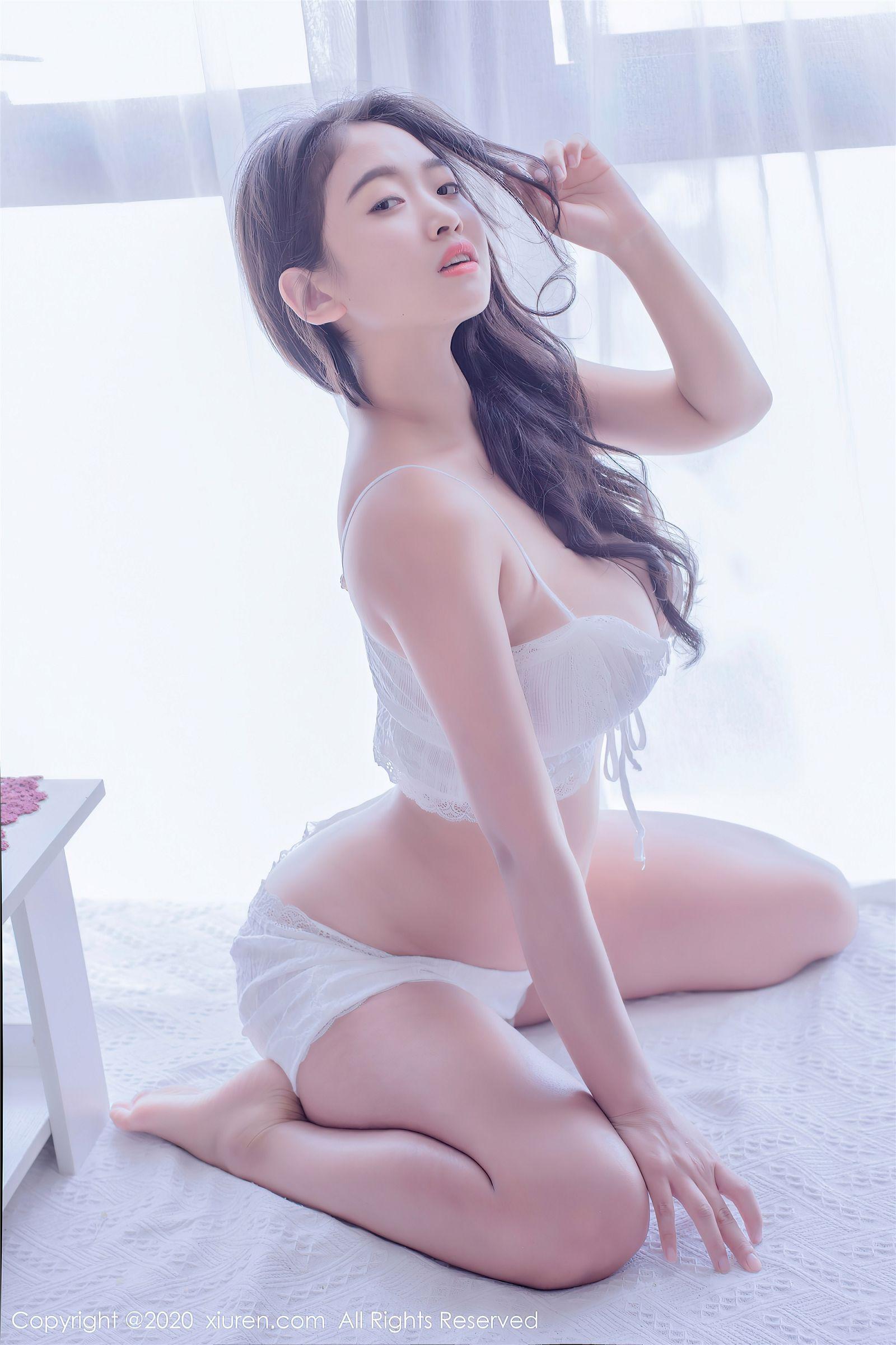 [XIUREN秀人网] 2020.11.25 NO.2821 舞媚歆_p021