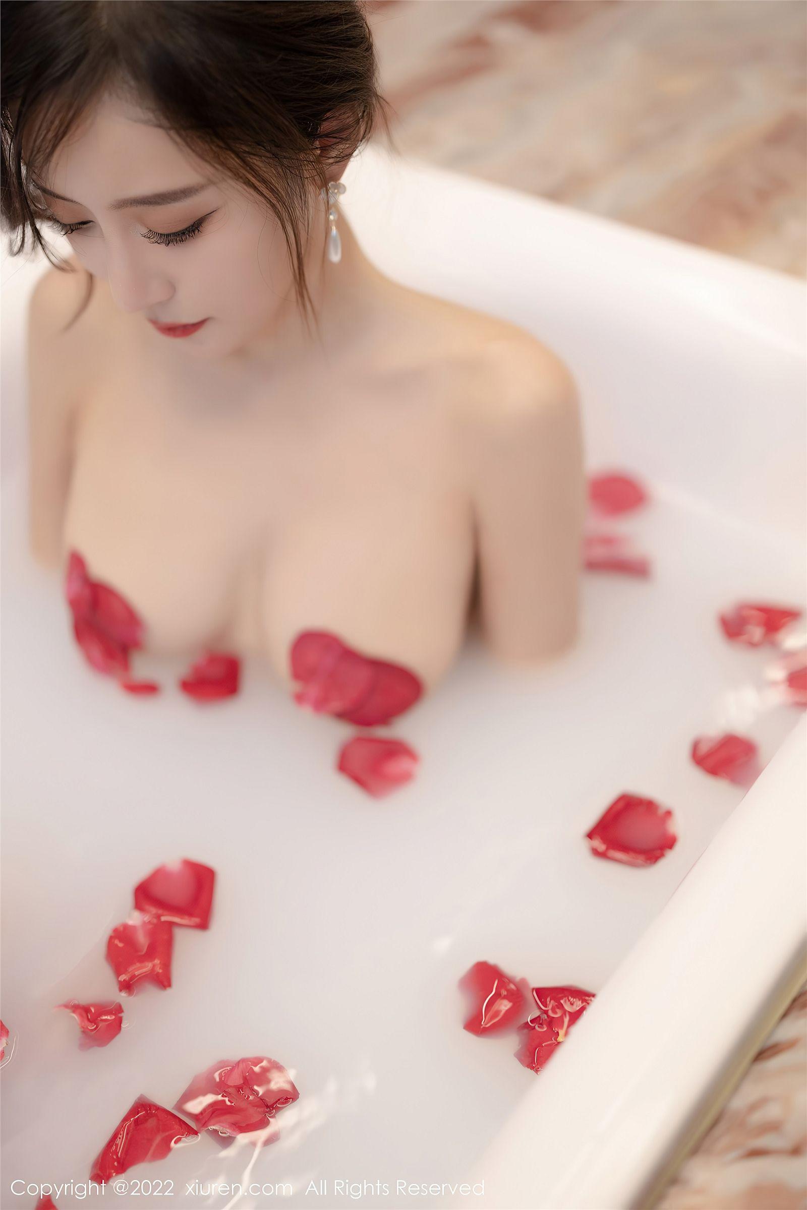 [XIUREN秀人网] 2022.02.14 NO.4581 王馨瑶yanni_p073