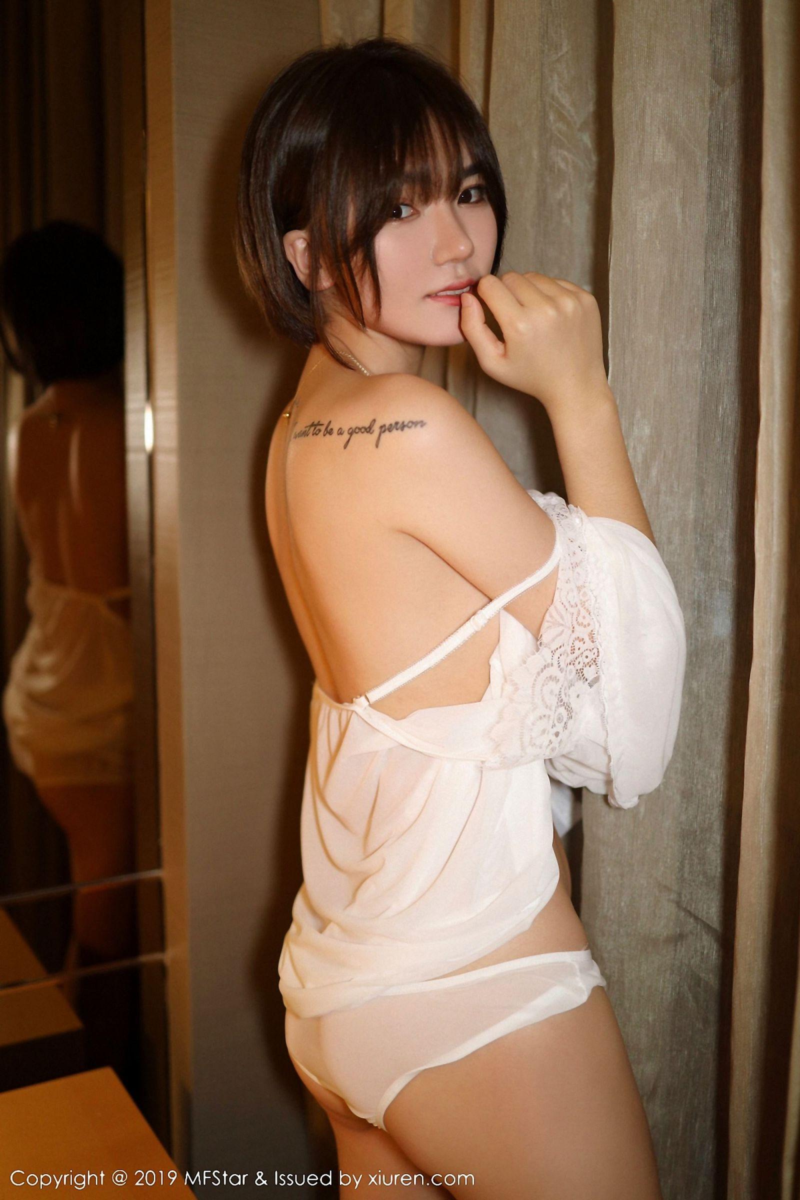 [模范学院美女] 2019.04.01 Vol.183 blueblue77_p032