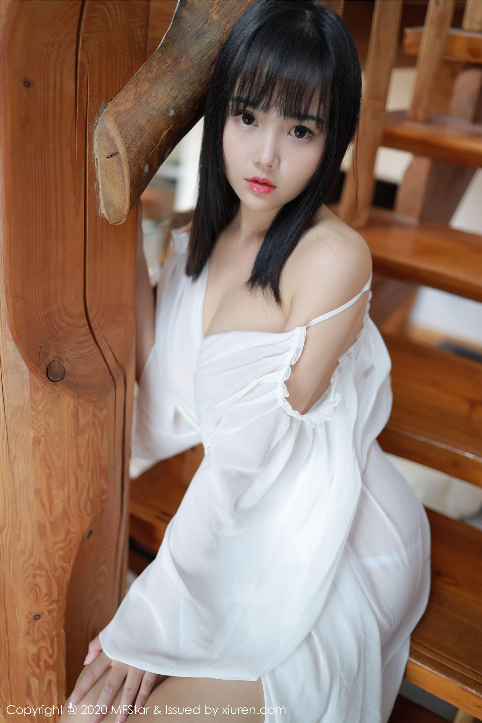 [MFStar模范学院] 2020.01.19 Vol.260 徐微微mia_p044