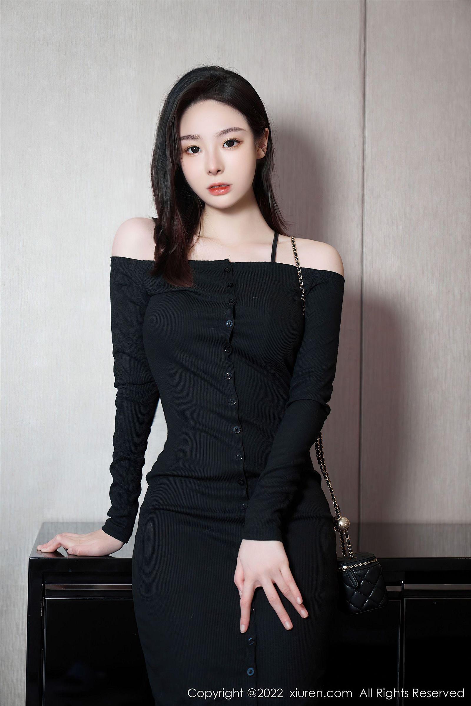 [XIUREN秀人网] 2022.09.01 NO.5529 是小逗逗_p003