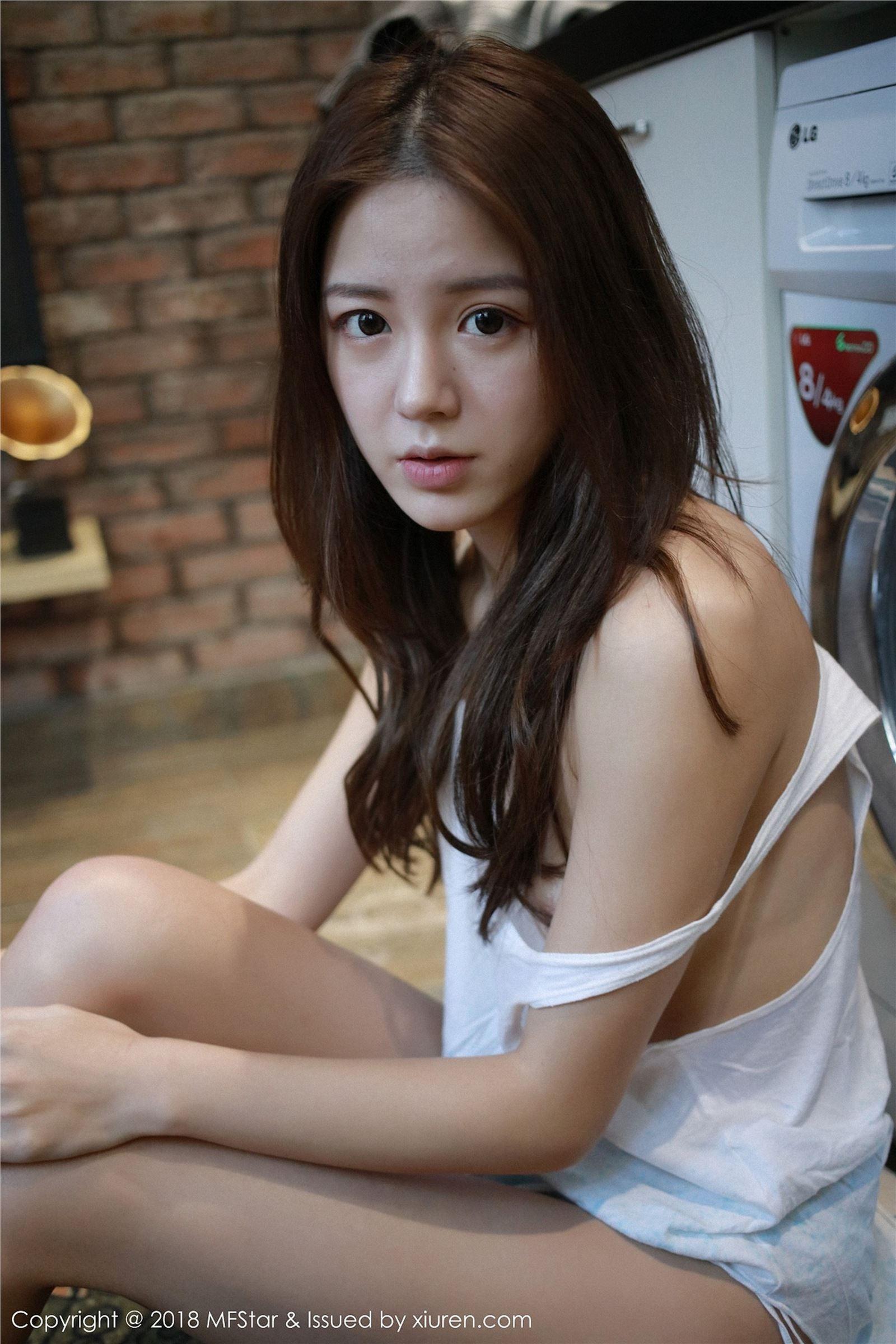 [模范学院美女] 2018.06.14 Vol.126 卤蛋luna_p065
