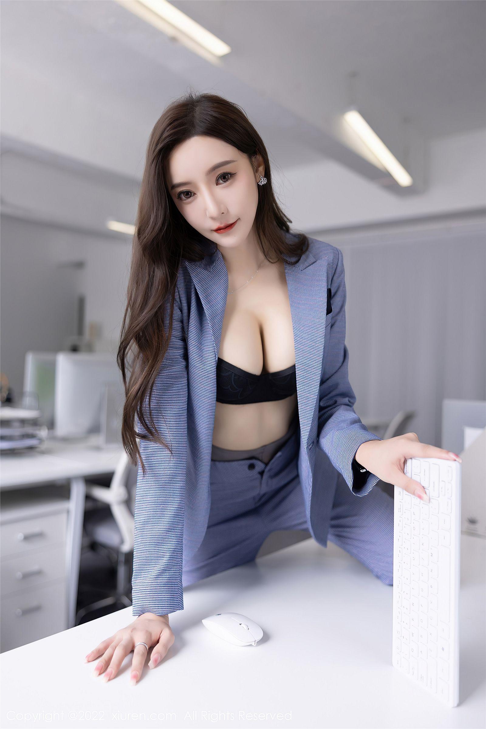 [XIUREN秀人网] 2022.09.22 NO.5629 王馨瑶yanni_p030