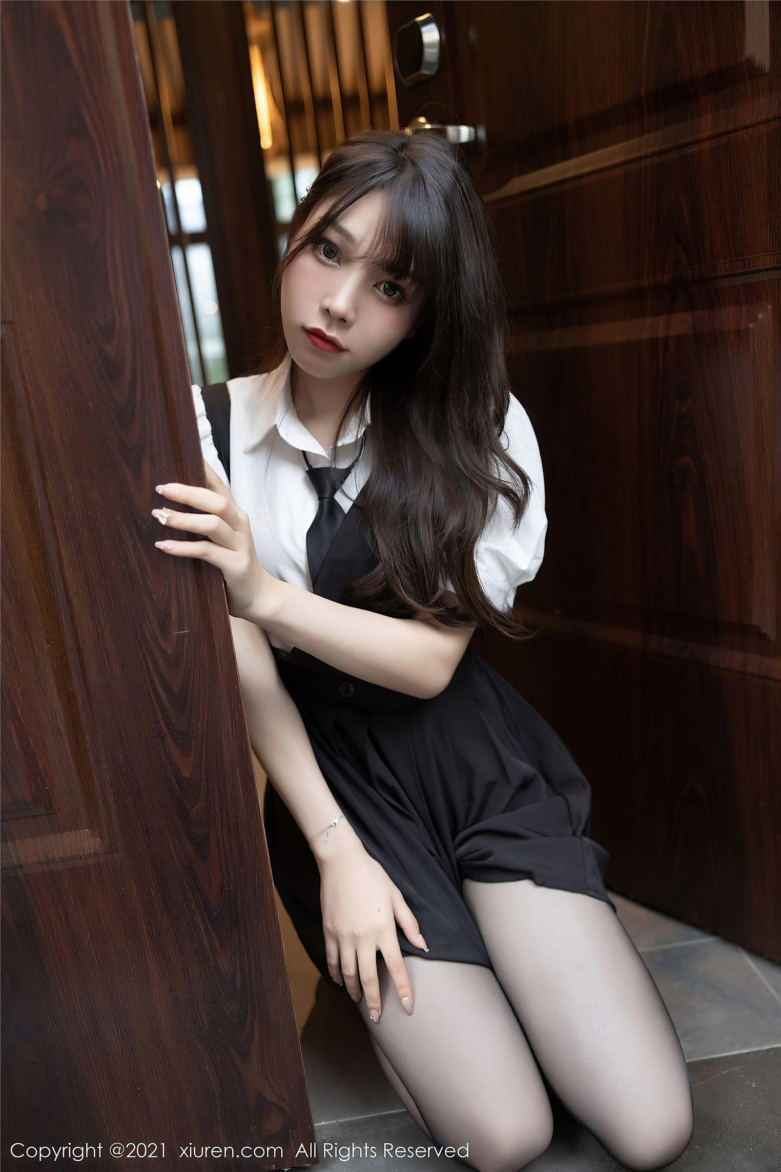 [XIUREN秀人网] 2021.07.08 NO.3643 芝芝Booty_p069