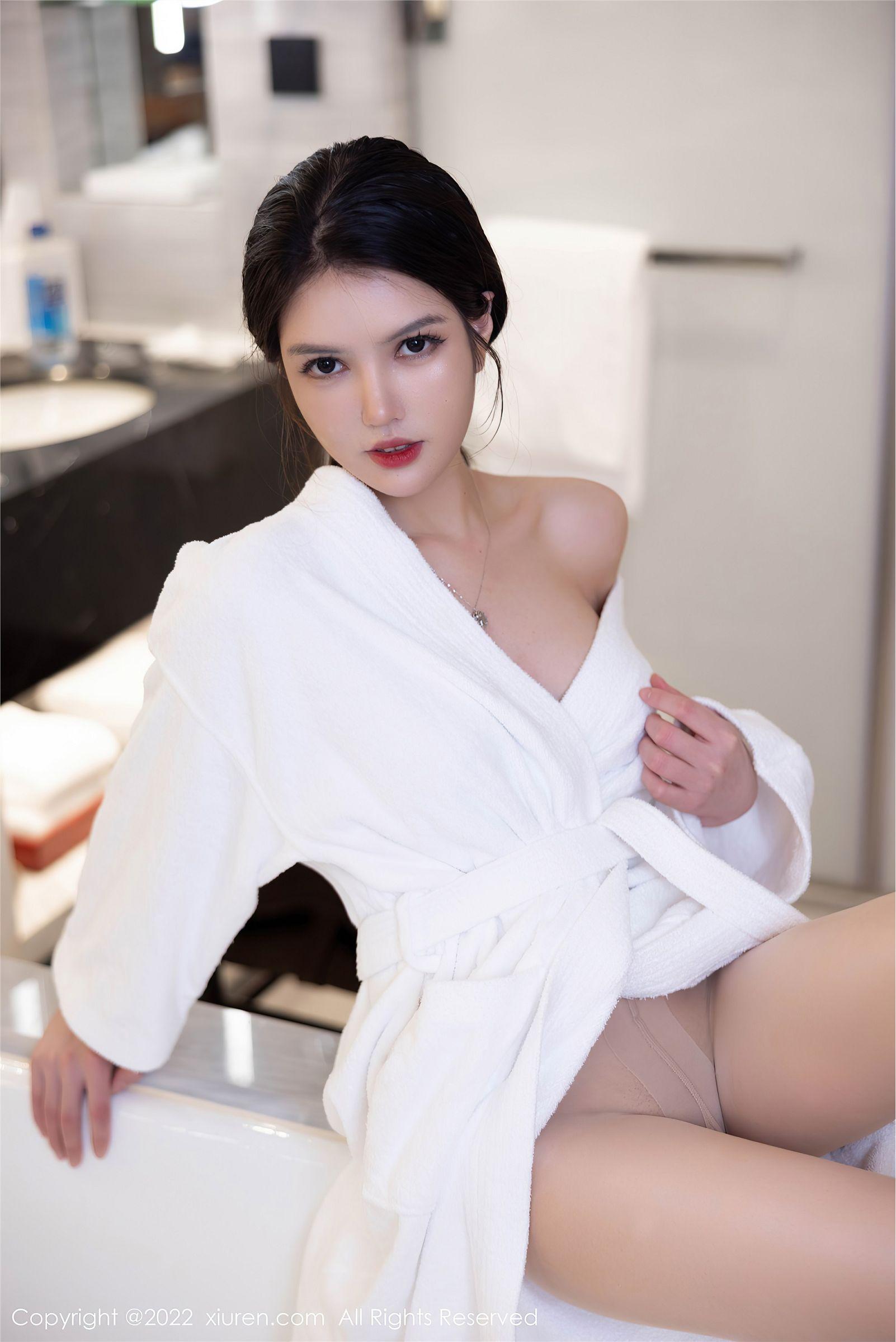 [XIUREN秀人网] 2022.08.31 NO.5522 媛媛酱belle_p052