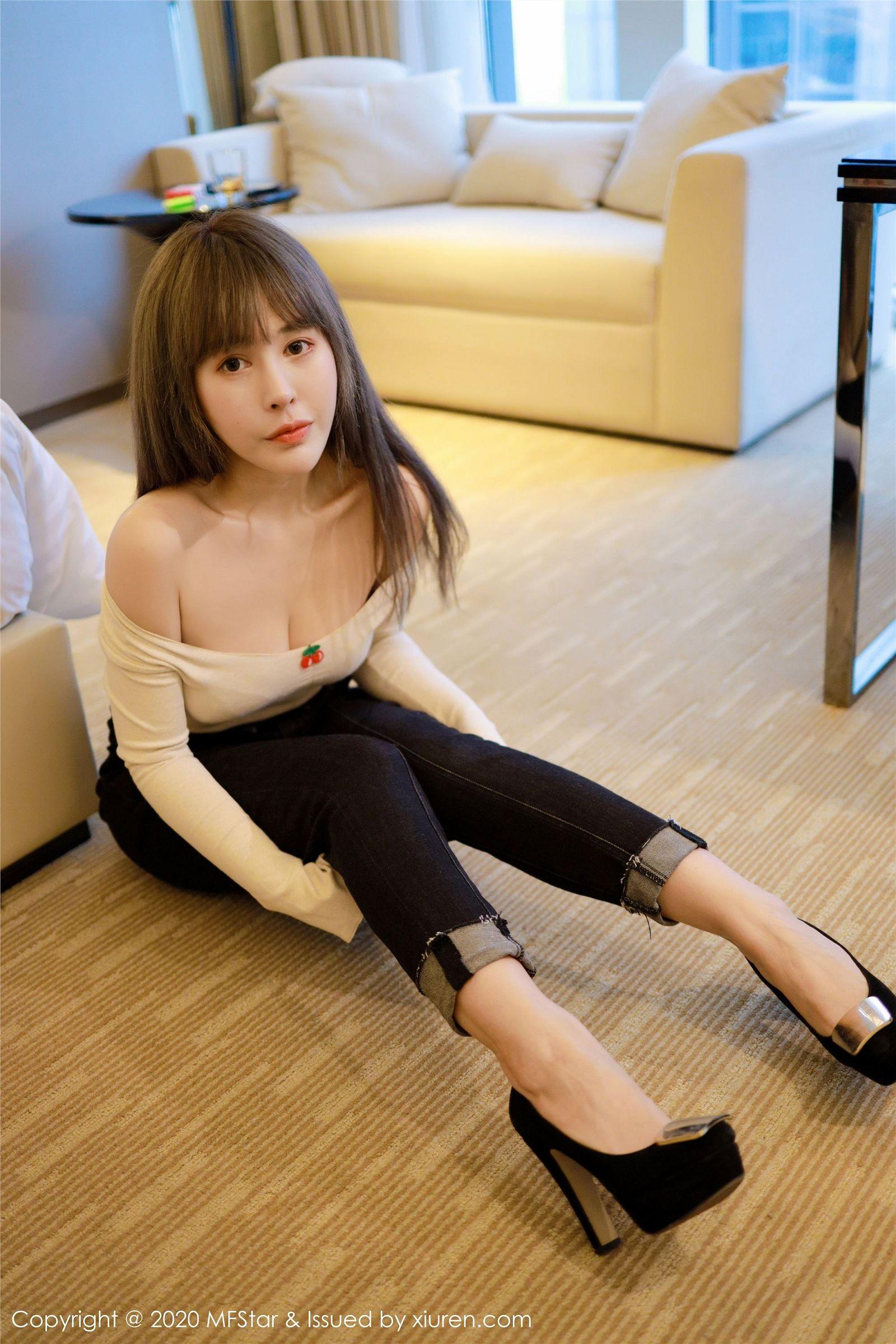 [MFStar模范学院] 2020.03.10 Vol.284 艾莉Evelyn_p044