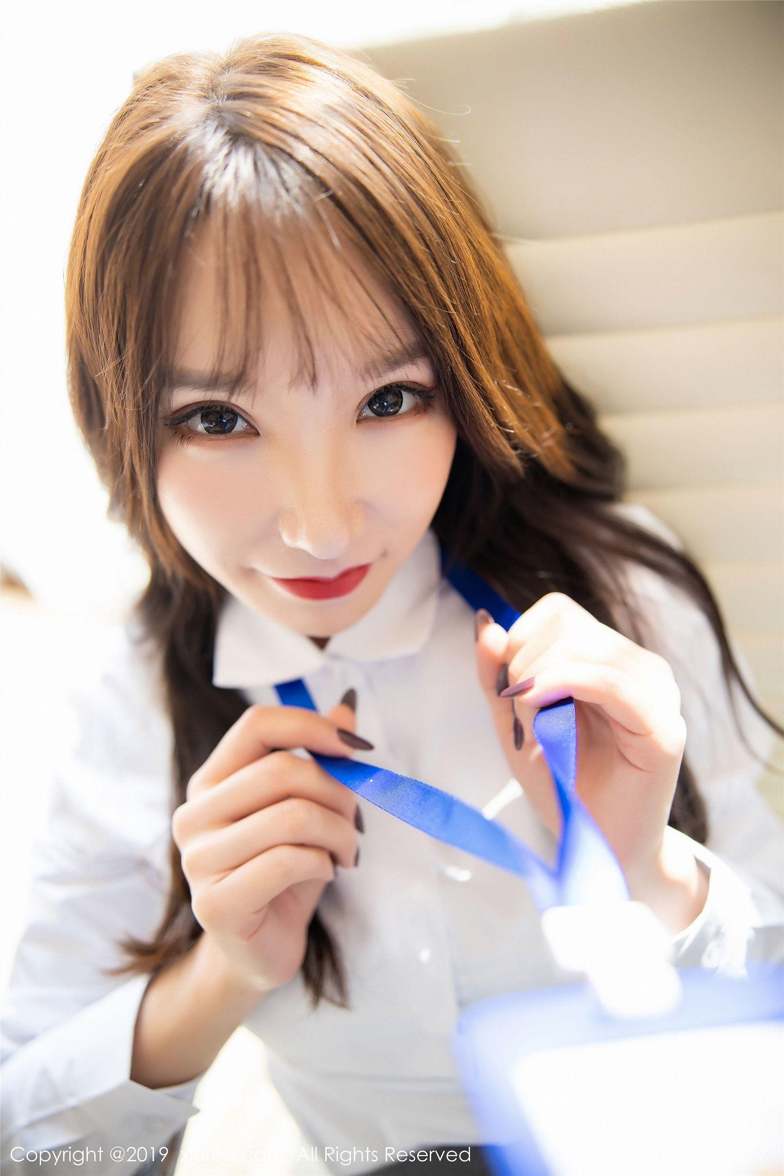 [XIUREN秀人网] 2019.12.10 NO.1834 性_感秘书内衣诱_惑 周于希Sandy_p051