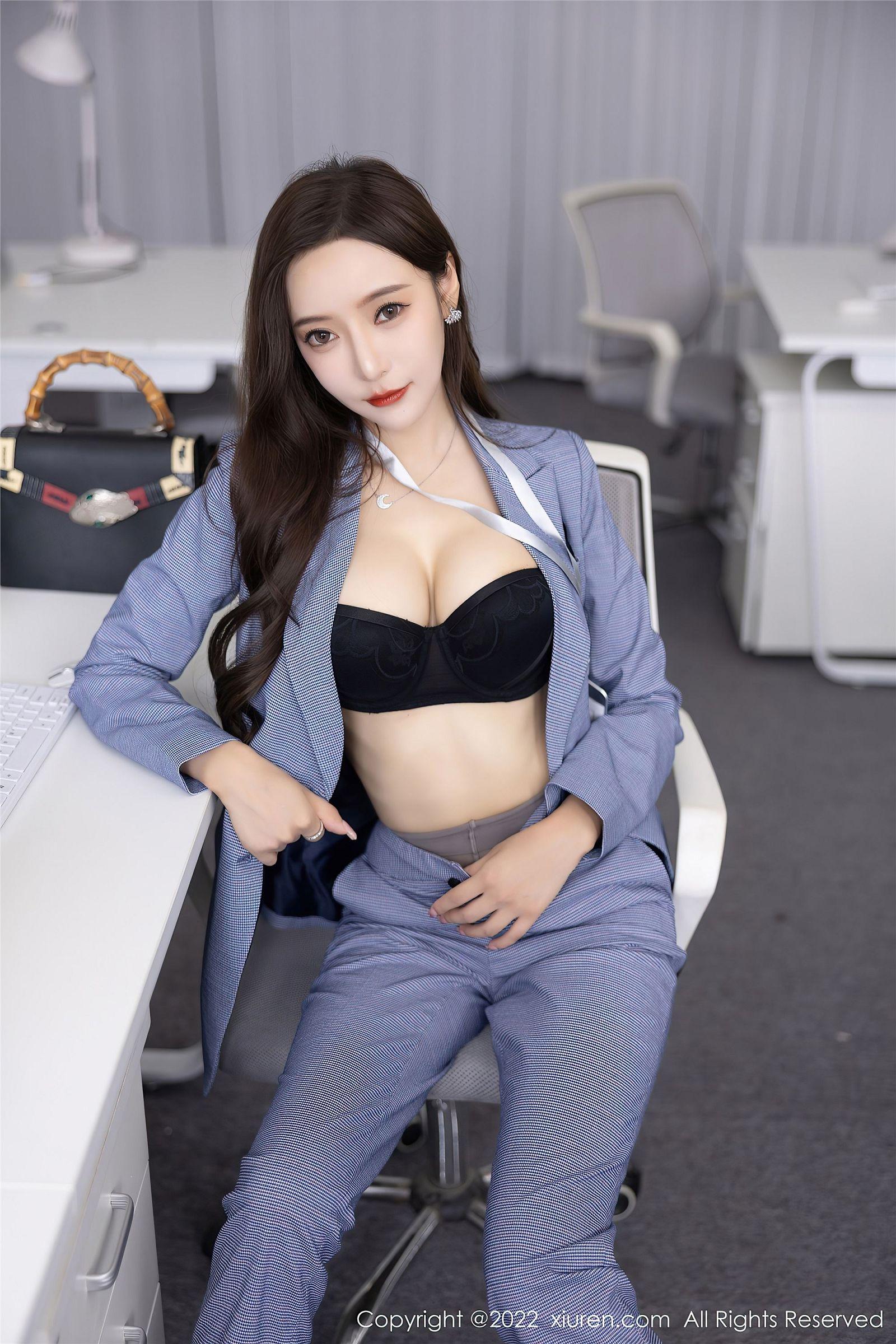 [XIUREN秀人网] 2022.09.22 NO.5629 王馨瑶yanni_p013